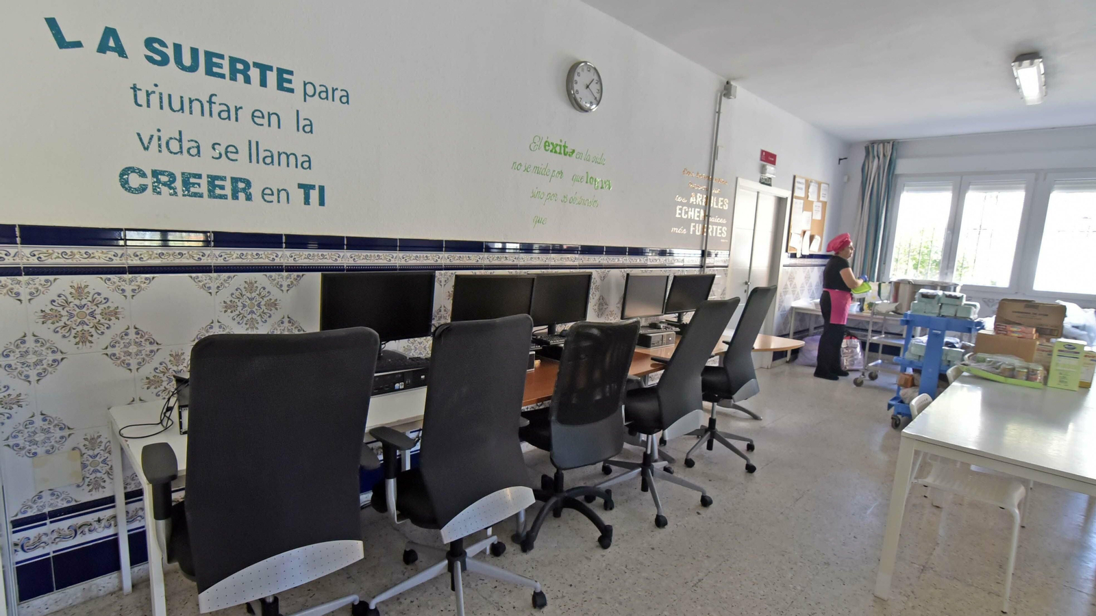 Las fotos de un día en Nuevo Hogar Betania de La Línea