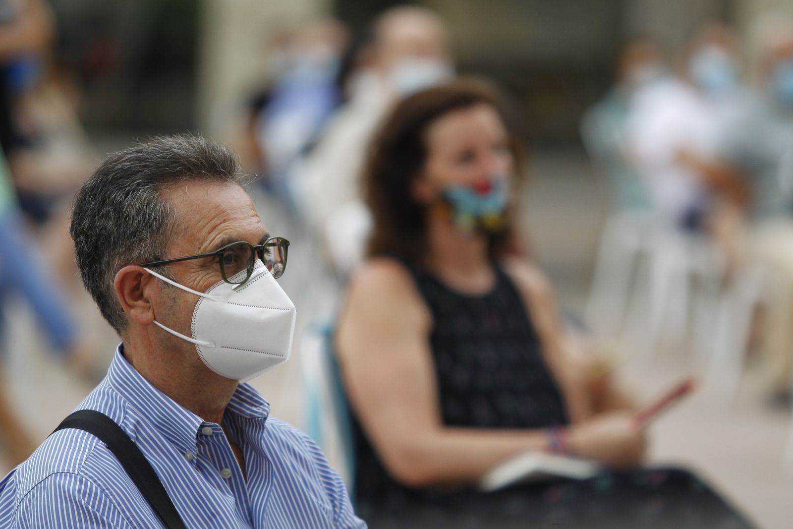 Fotogalería El Diario de los Libros, con el escritor Javier Sierra.