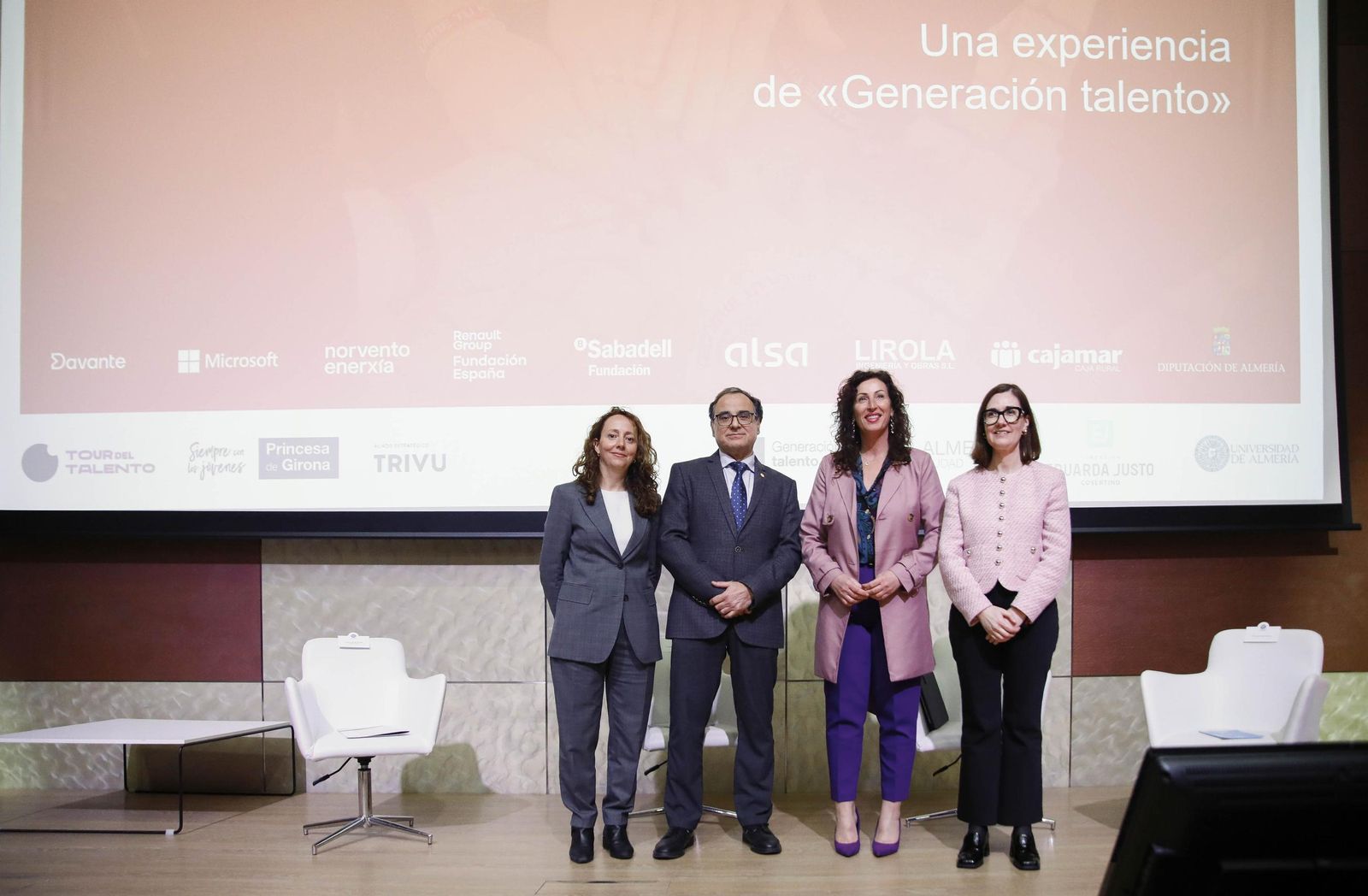 Las imágenes de la inauguración "El Tour del Talento 2025" en la Universidad de Almería