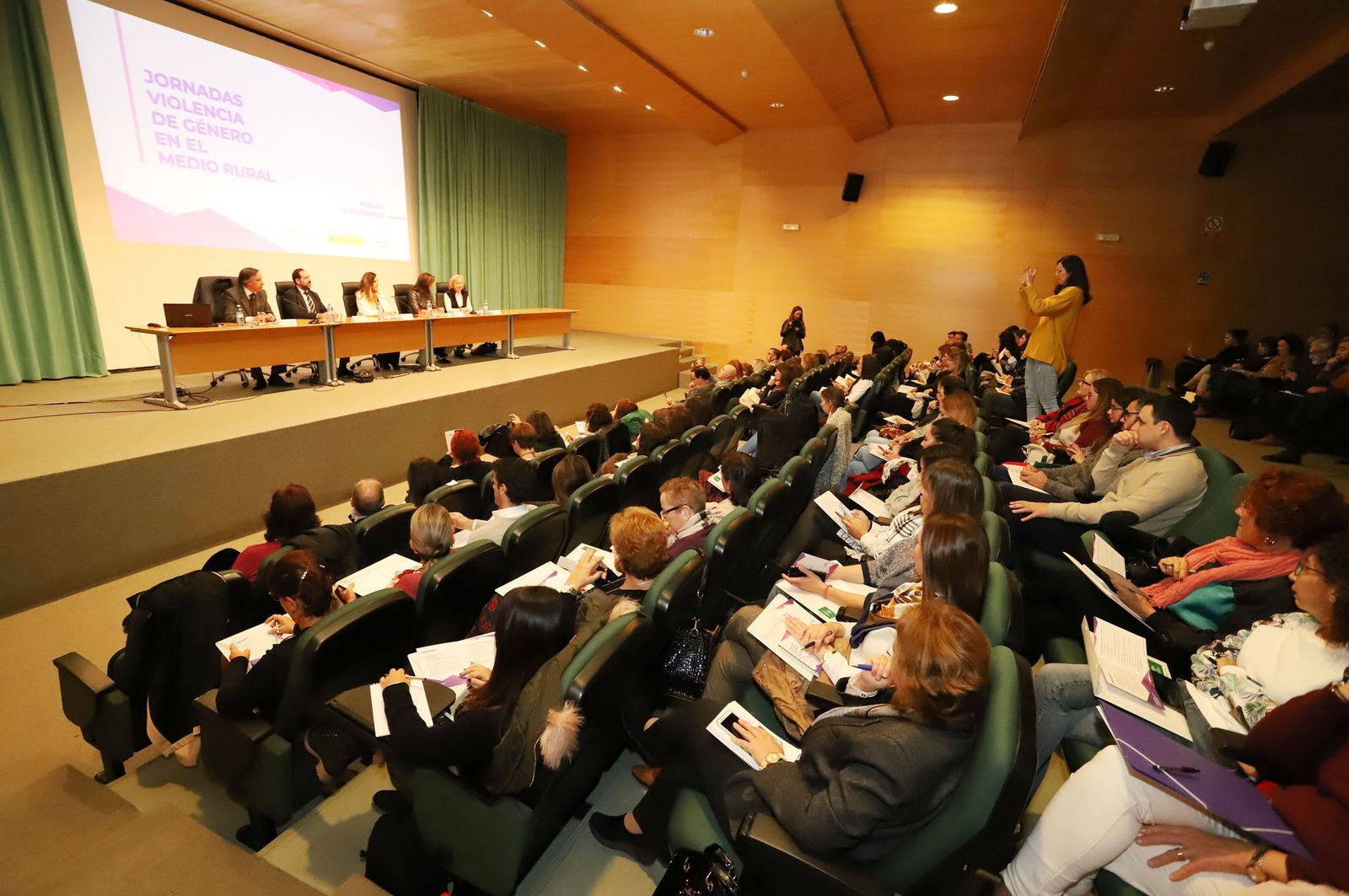 Imágenes de las jornadas " Violencia de Género en el mundo rural"