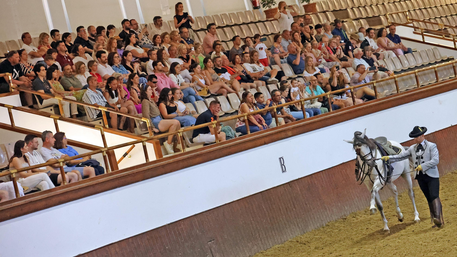 Espectáculo de la Real Escuela Andaluza de Arte Ecuestre dedicada al 40 aniversario de Diario de Jerez