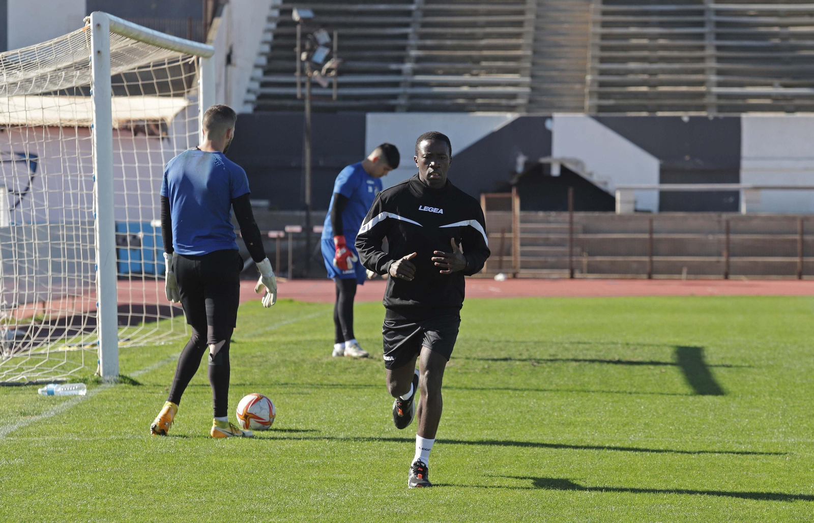 Serge Leuko, durante un entrenamiento en el Municipal