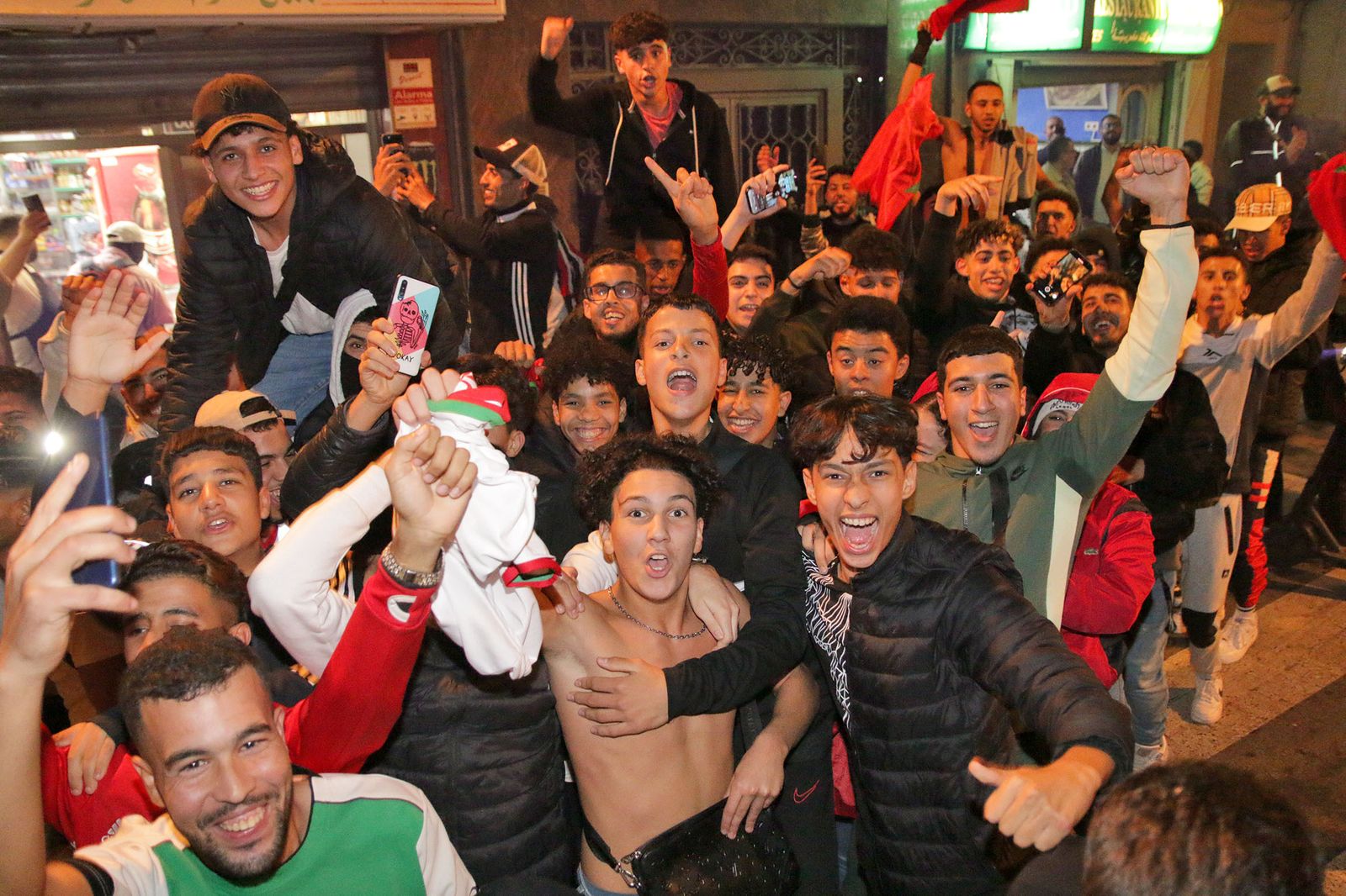 La celebración de la afición marroquí de Almería, en imágenes