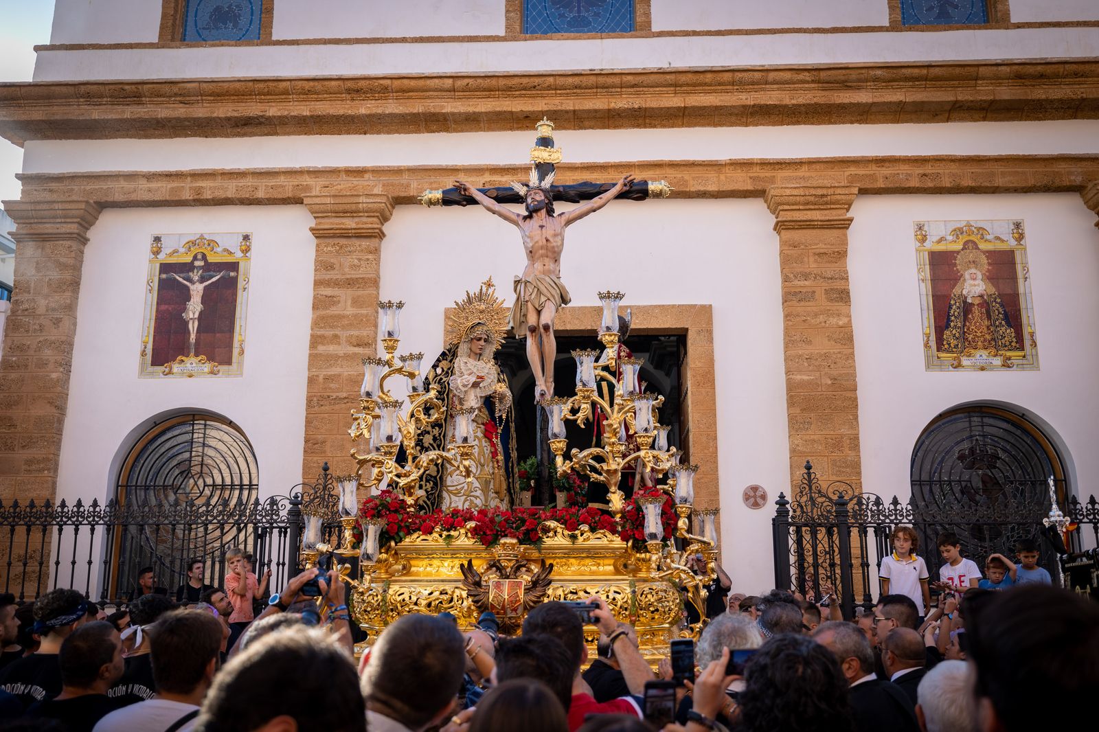 Las imágenes de Expiración, saliendo de la Castrense en la magna del pasado septiembre.