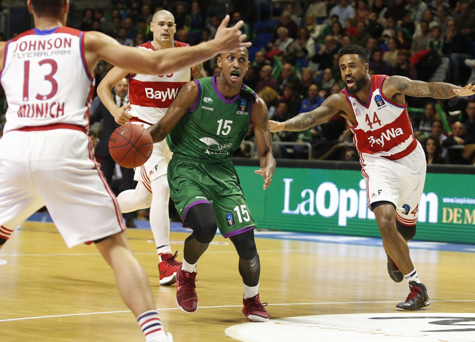Imágenes del Unicaja-Bayern de Múnich