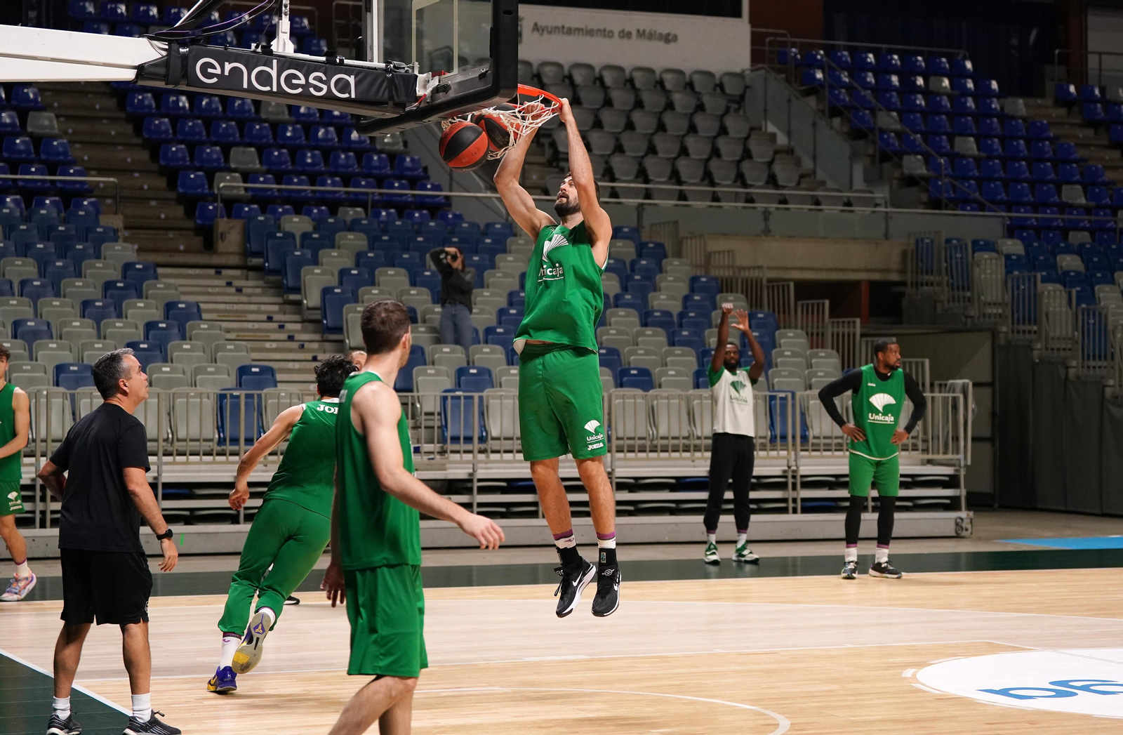 El Unicaja perfila la estrategia ante el Joventut