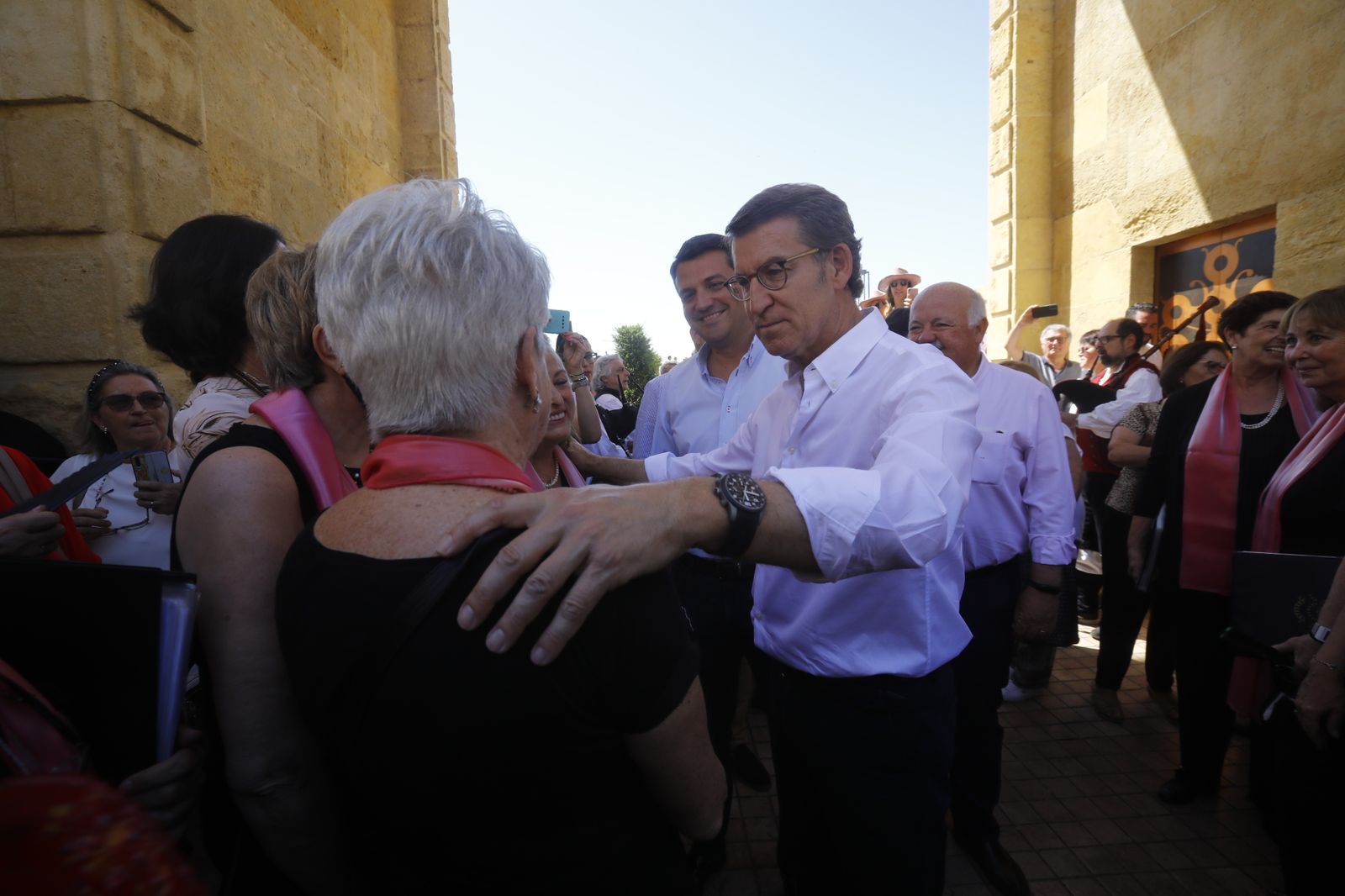 La visita de Núñez-Feijóo a Córdoba, en imágenes