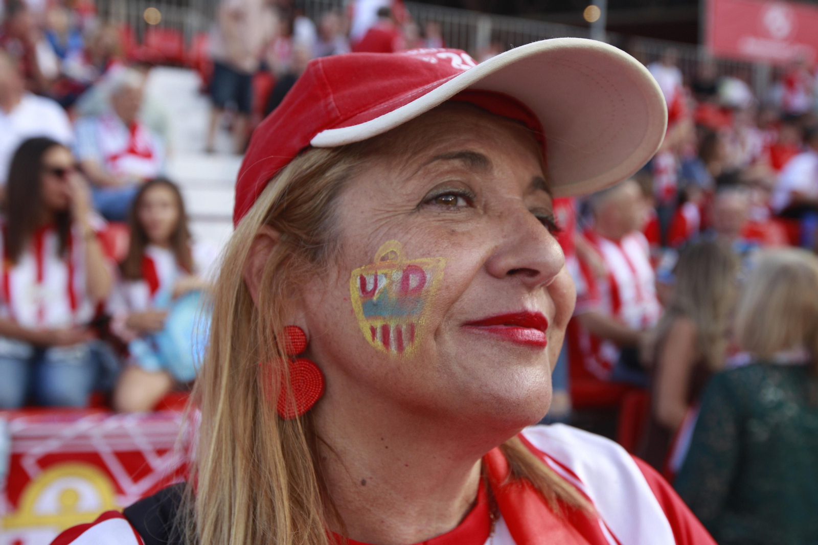 Imágenes del partido U.D. Almería-Real Valladolid C.F.