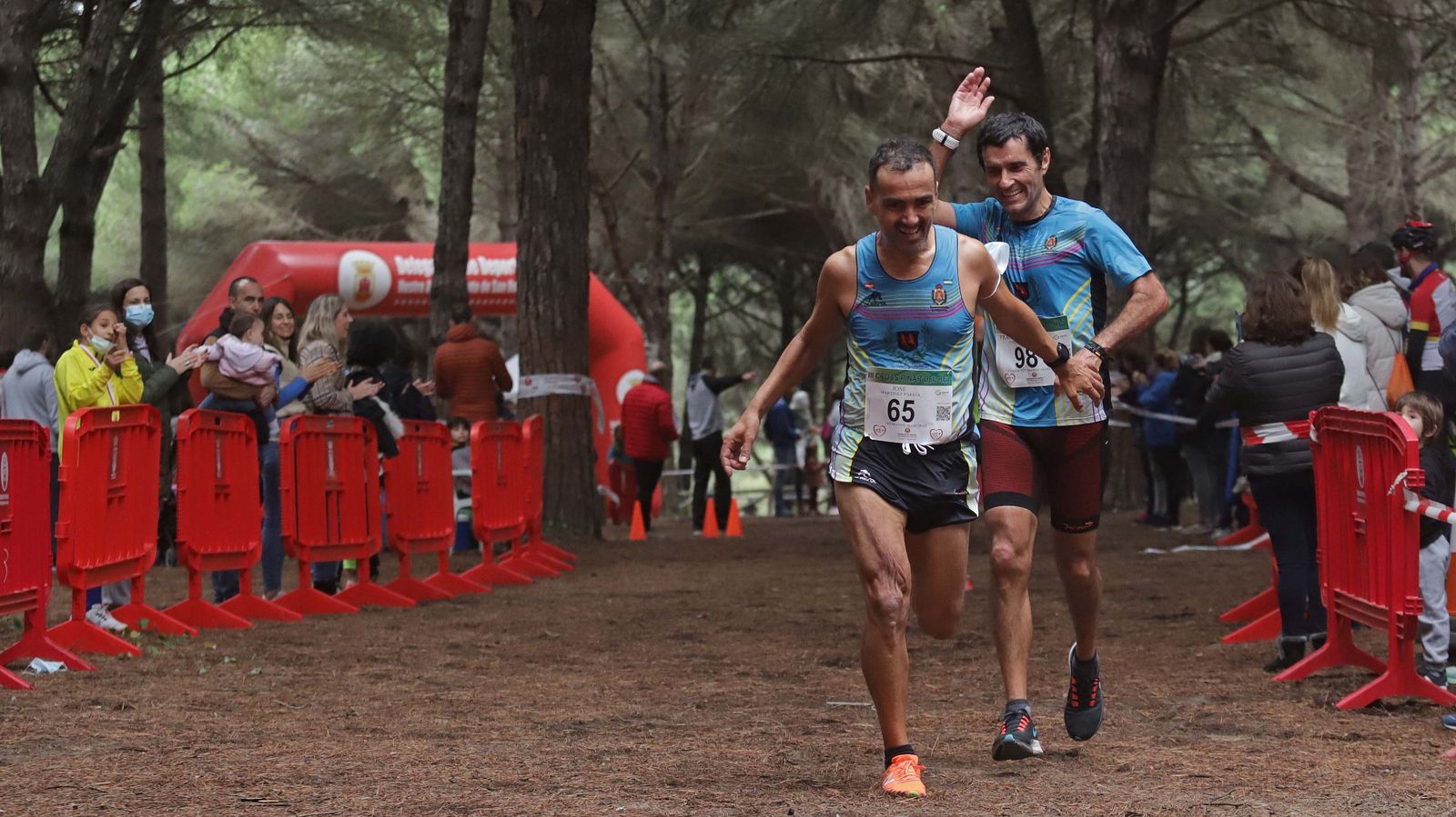 Fotos del III Cross Pinar del Rey en San Roque