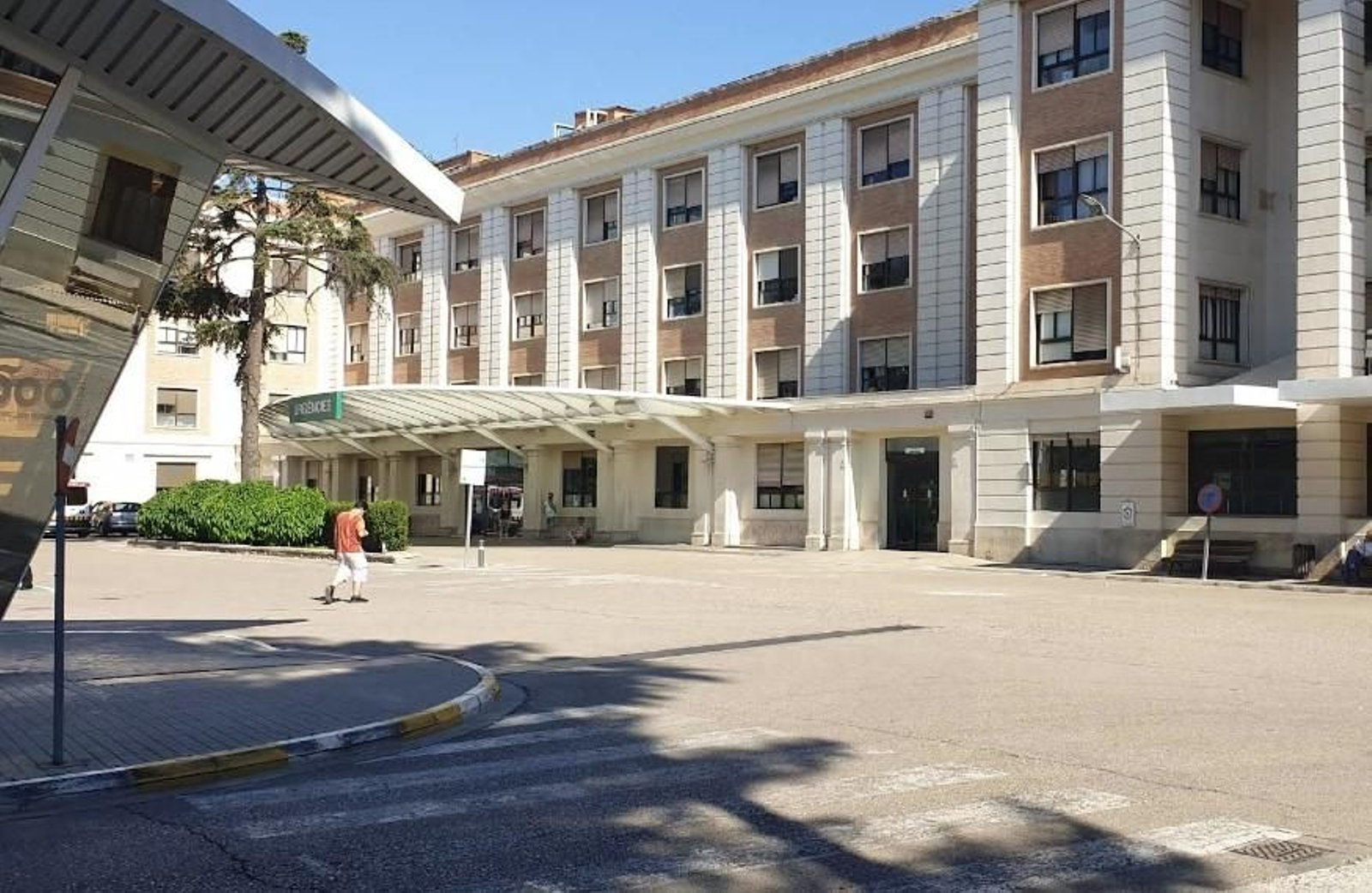 El suceso ocurrió en el entorno del Hospital Universitario de Valencia.