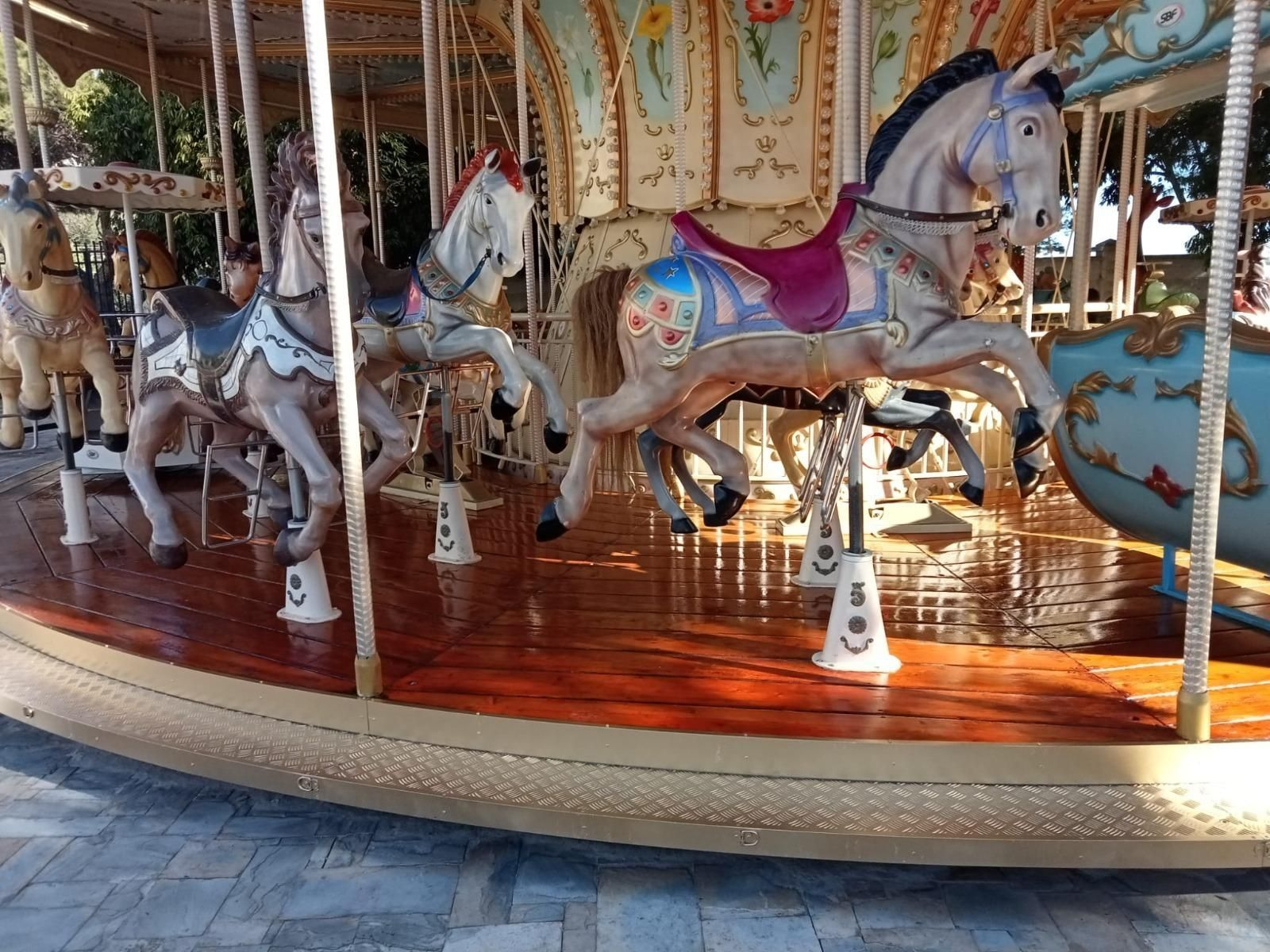 El carrusel del Parque La Batería. El carrusel del Parque La Batería.