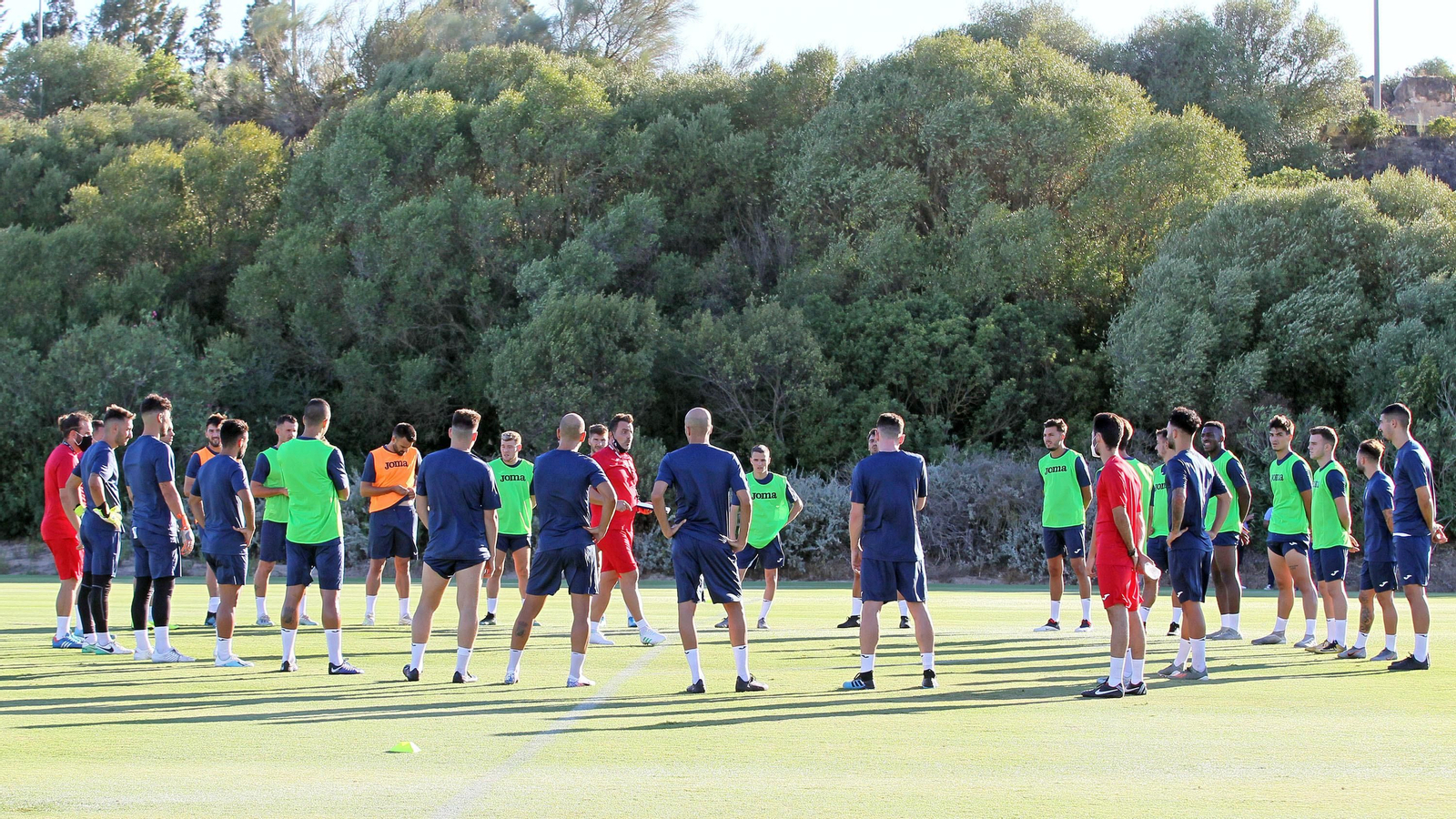 El Xerez CD entrenará esta semana dos días en Montecastillo para preparar el derbi.
