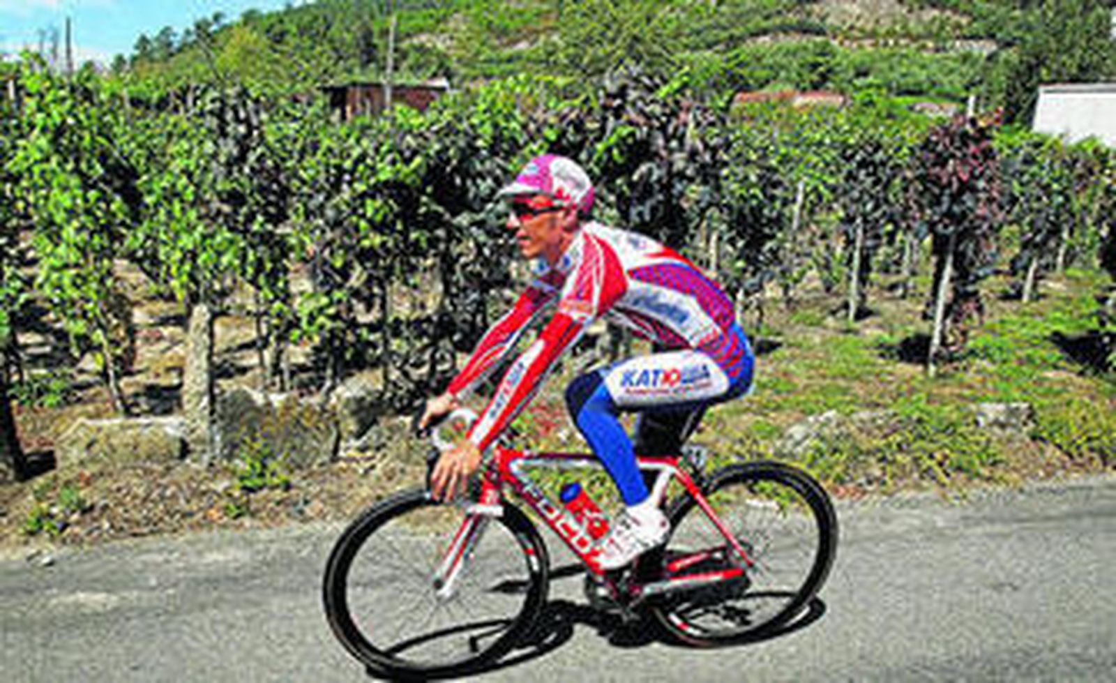 Purito Rodríguez entrena durante la etapa de descanso.