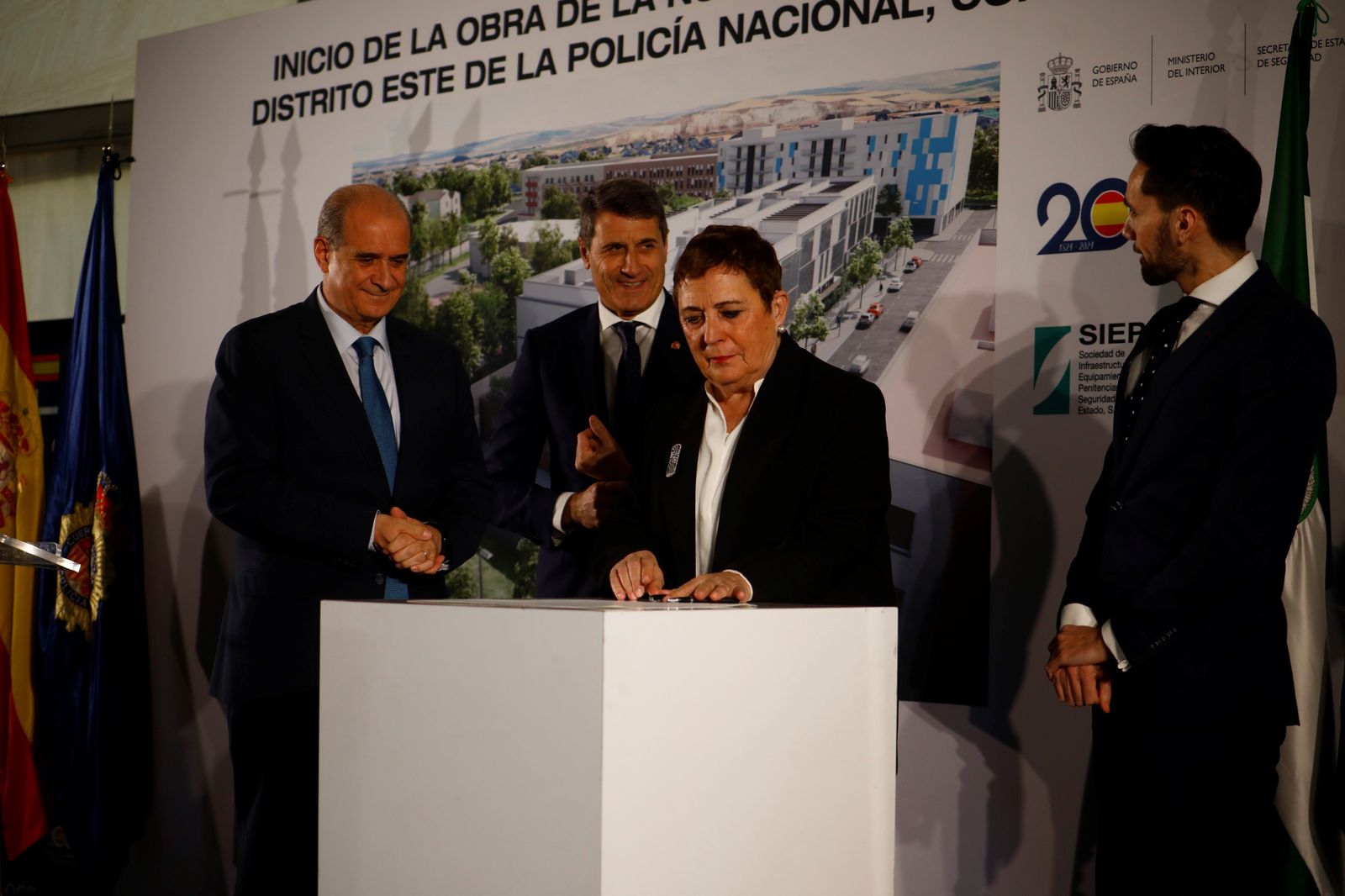 Comienzo de la construcción de la nueva comisaría de Policía Nacional de Córdoba, en imágenes