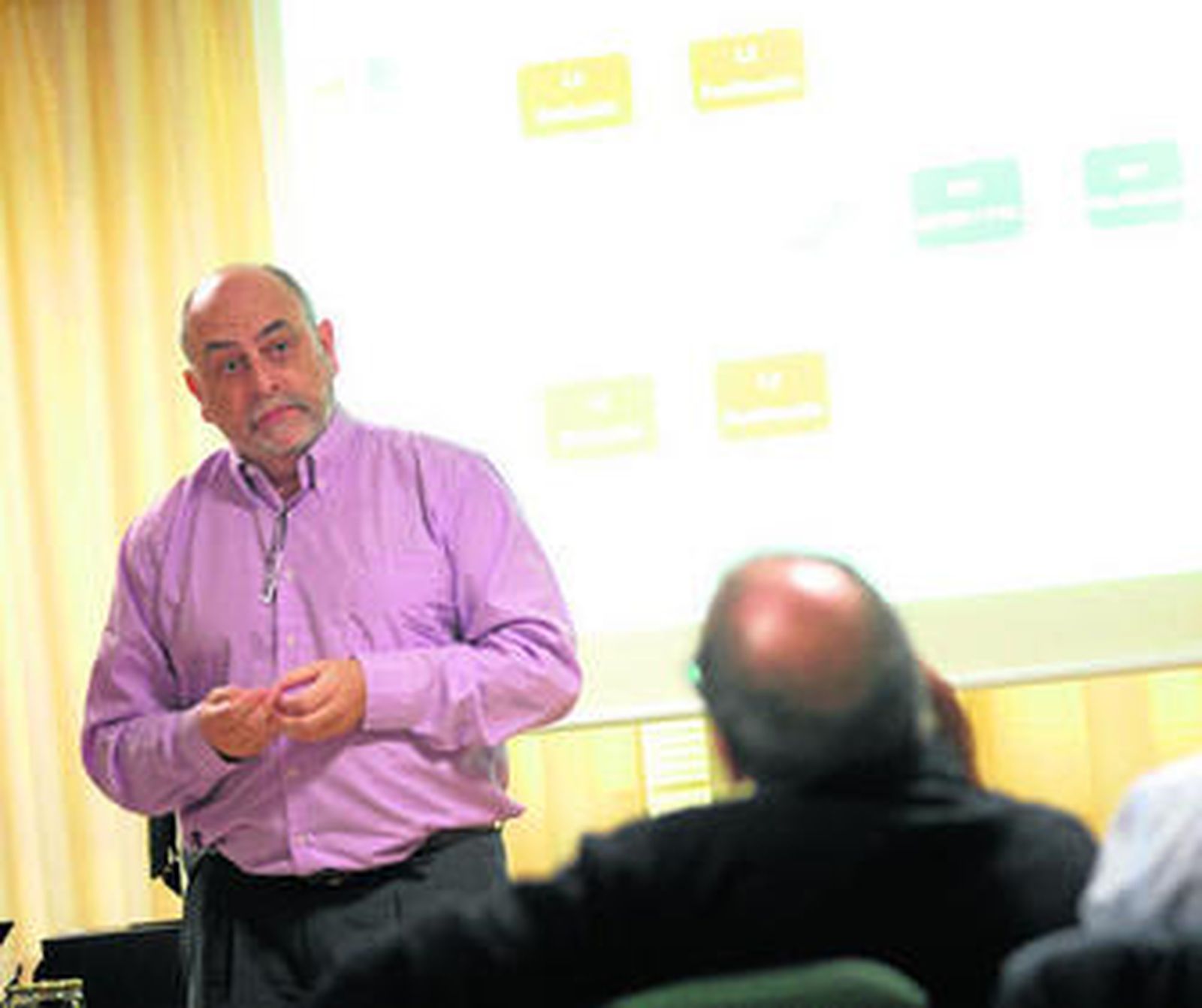 Agustín Bonilla, director de Cepsa Química, durante la presentación de las jornadas, ayer.