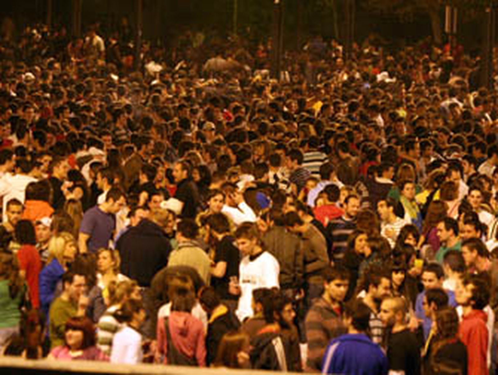 Torres Hurtado: "El botellódromo se creó para jóvenes de Granada y no del resto de España"