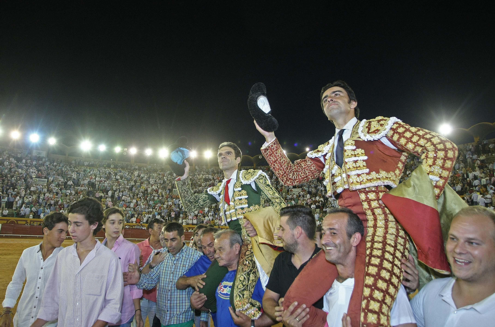 Las imágenes de la reaparición de José Tomás en Algeciras