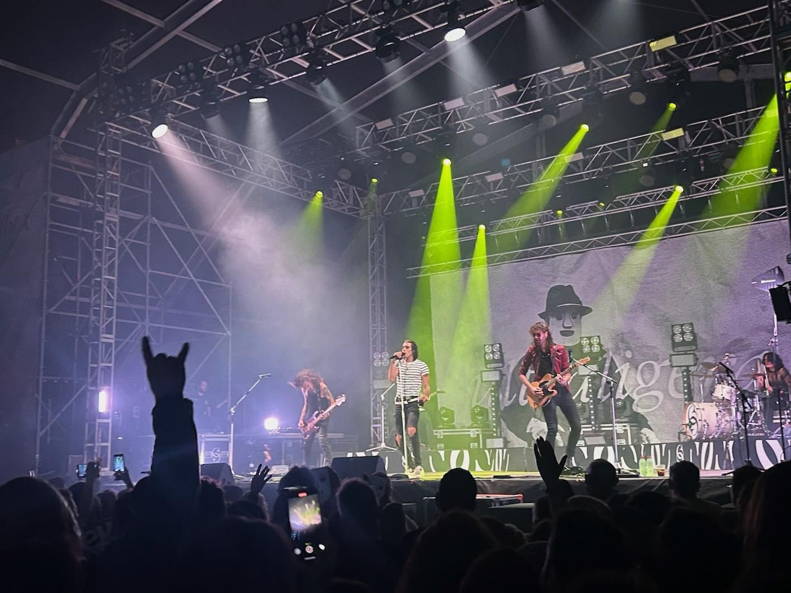 Ultraligera no defraudó a nadie en el concierto de Albox.