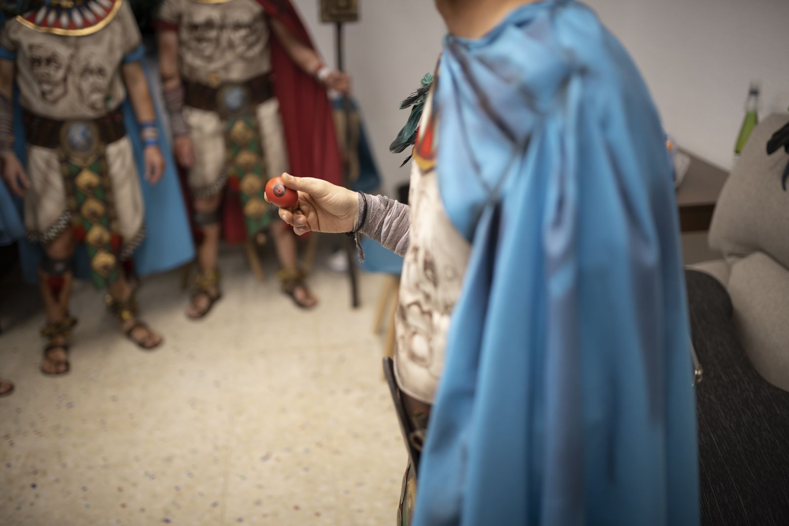 Imágenes de la actuación de la comparsa de Bollullos "El sacrificio" en el Carnaval Colombino