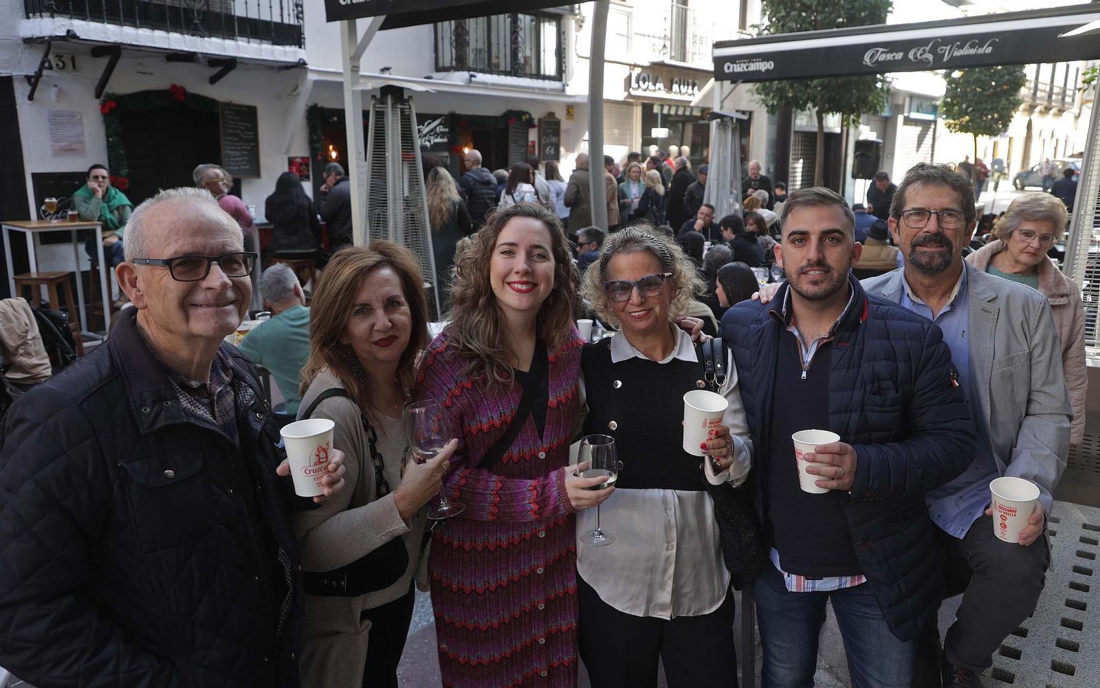 Búscate en las fotos de la celebración del 24 de diciembre en Algeciras