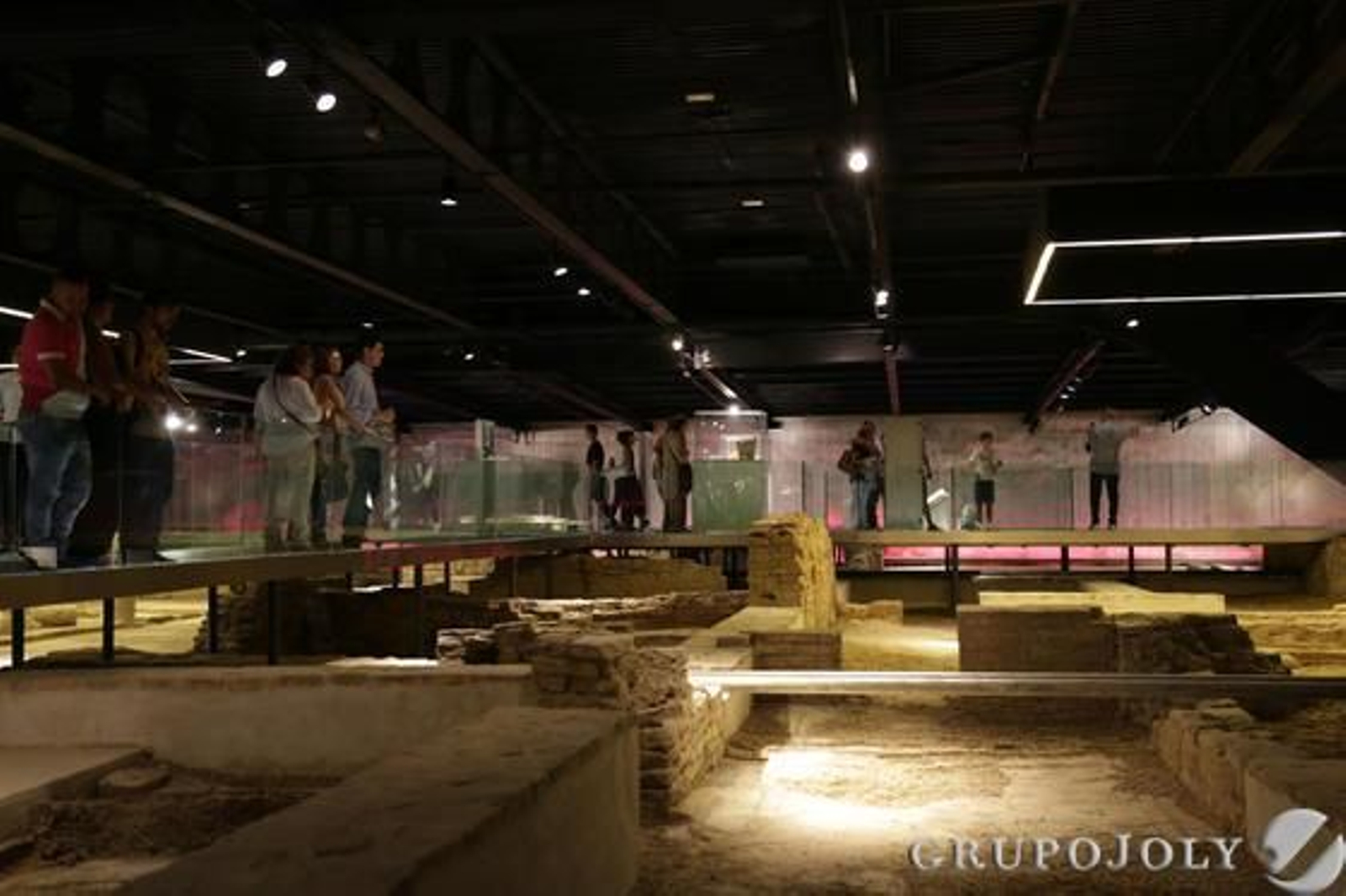 Imágenes de Juan Carlos Muñoz y M.J. López