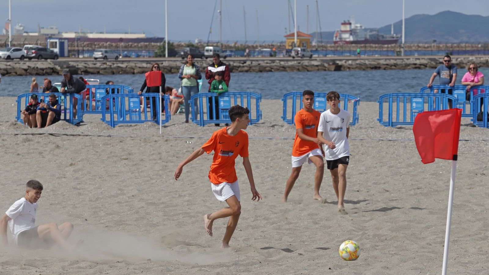 Fotos Torneo de Selecciones Comarcales de Cádiz de Fútbol Playa  categoría cadete en La Línea