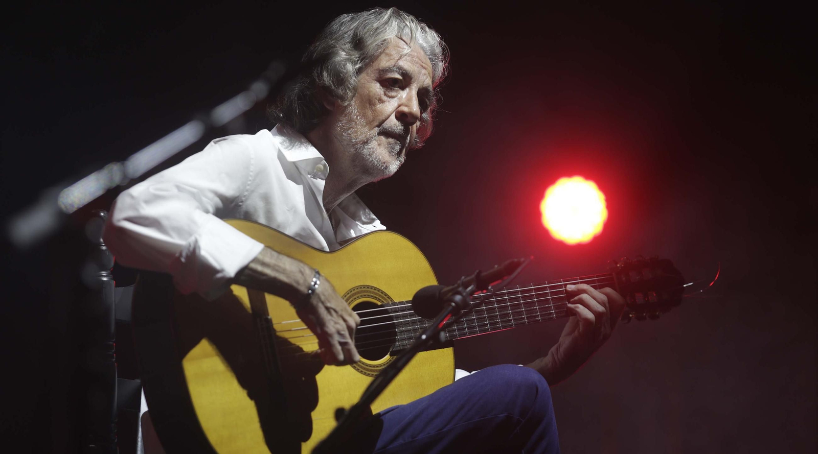Fotos del concierto de Rafael Riqueni en el Encuentro de Guitarra Paco de Lucía
