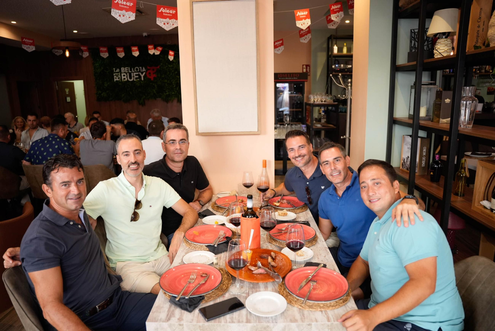 Los almerienses disfrutan del martes en la Feria del Mediodía