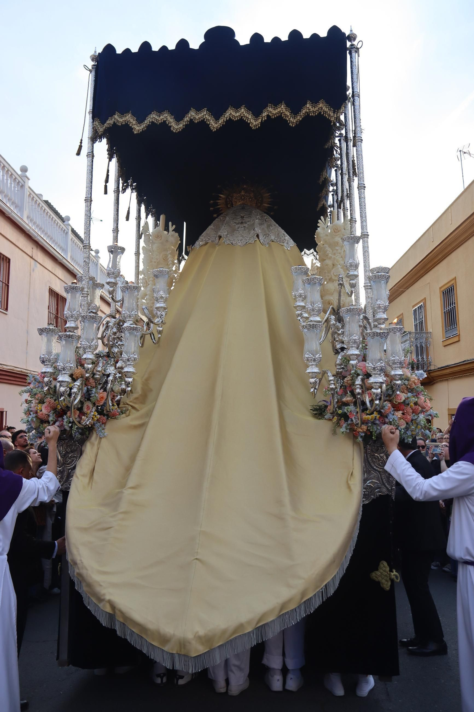 Todas las imágenes de la Hermandad de Bellavista en la Semana Santa de Sevilla 2025