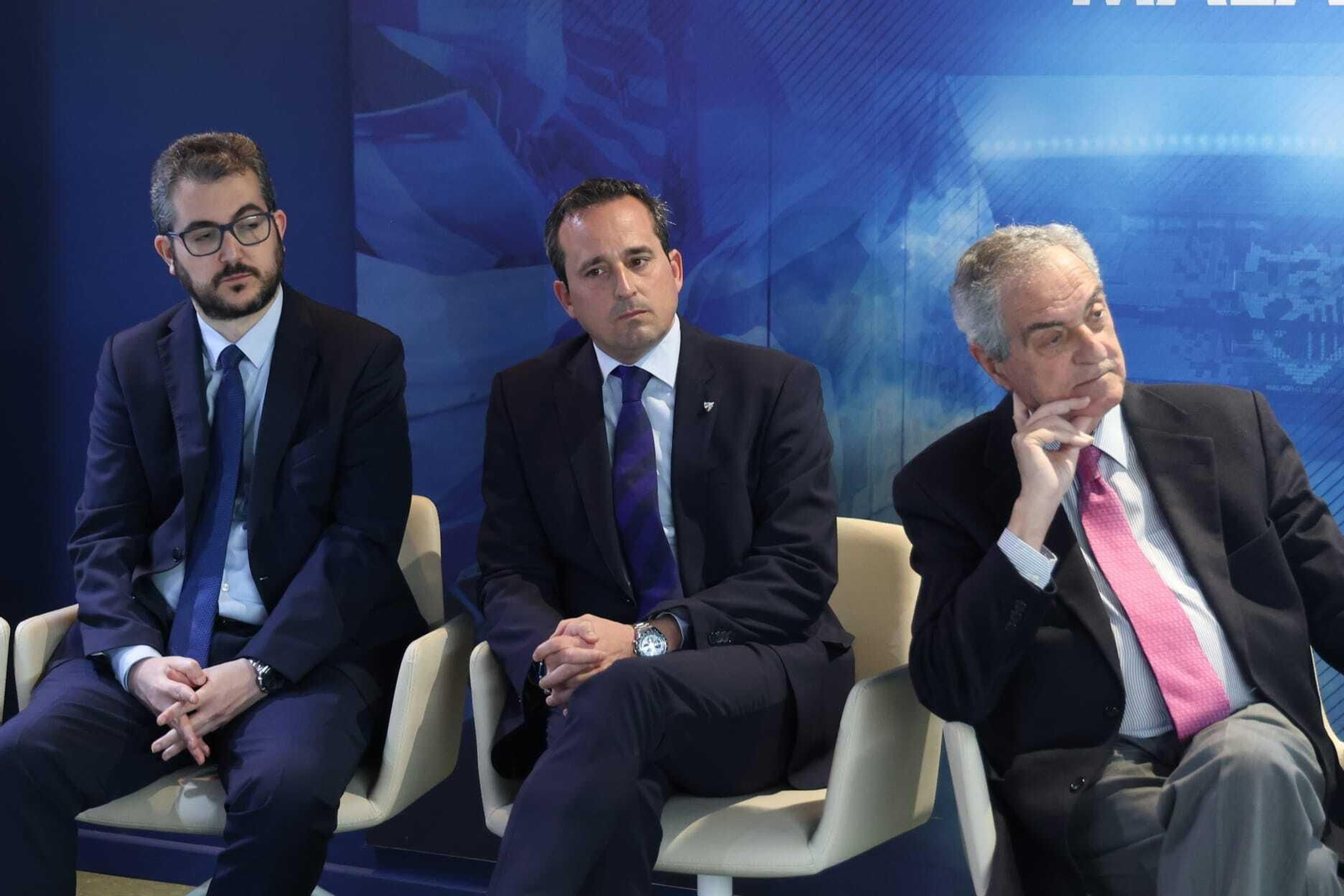 Así es el nuevo escudo del 120 aniversario del fútbol en Málaga