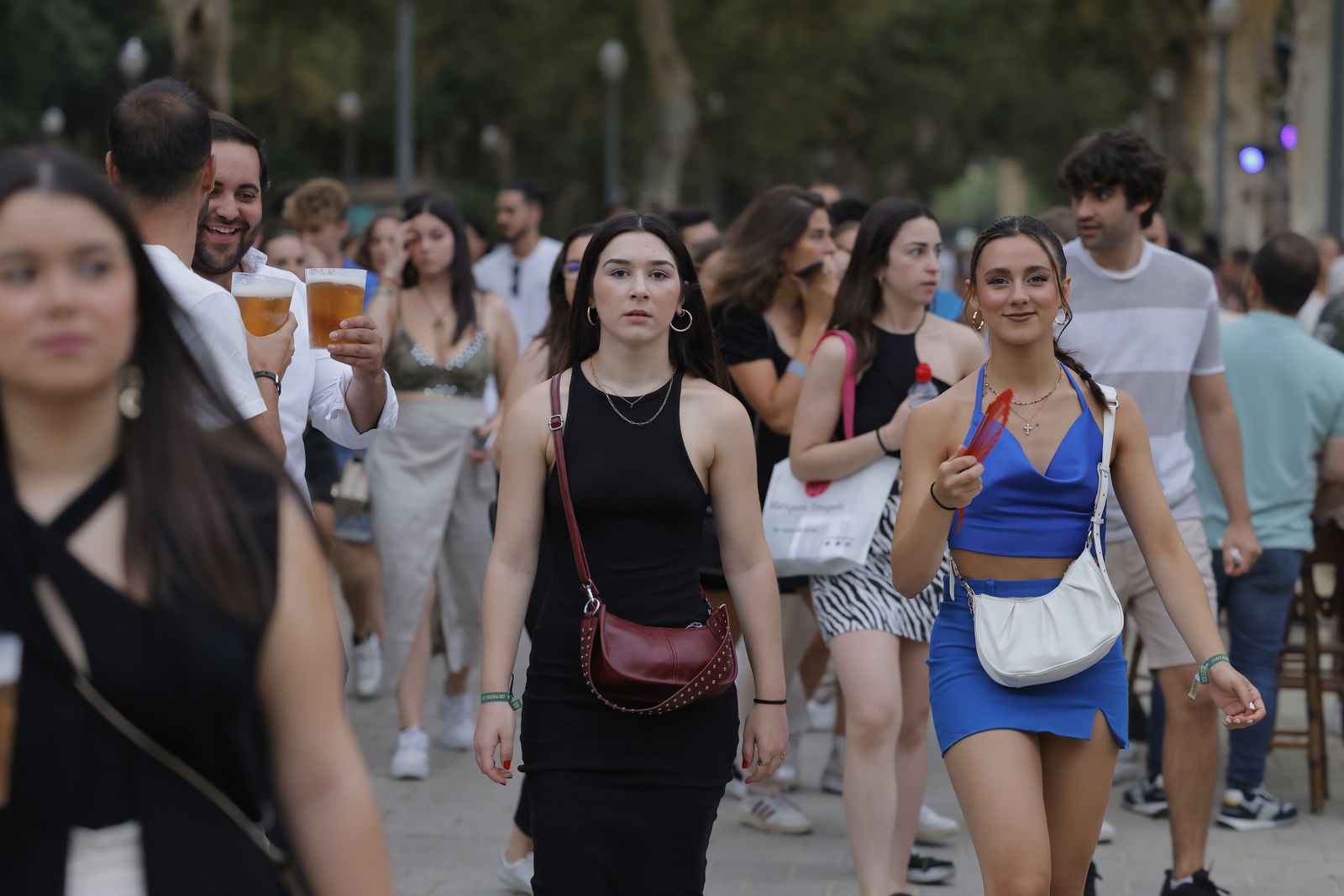 Búscate en las fotos del concierto de Bizarrap