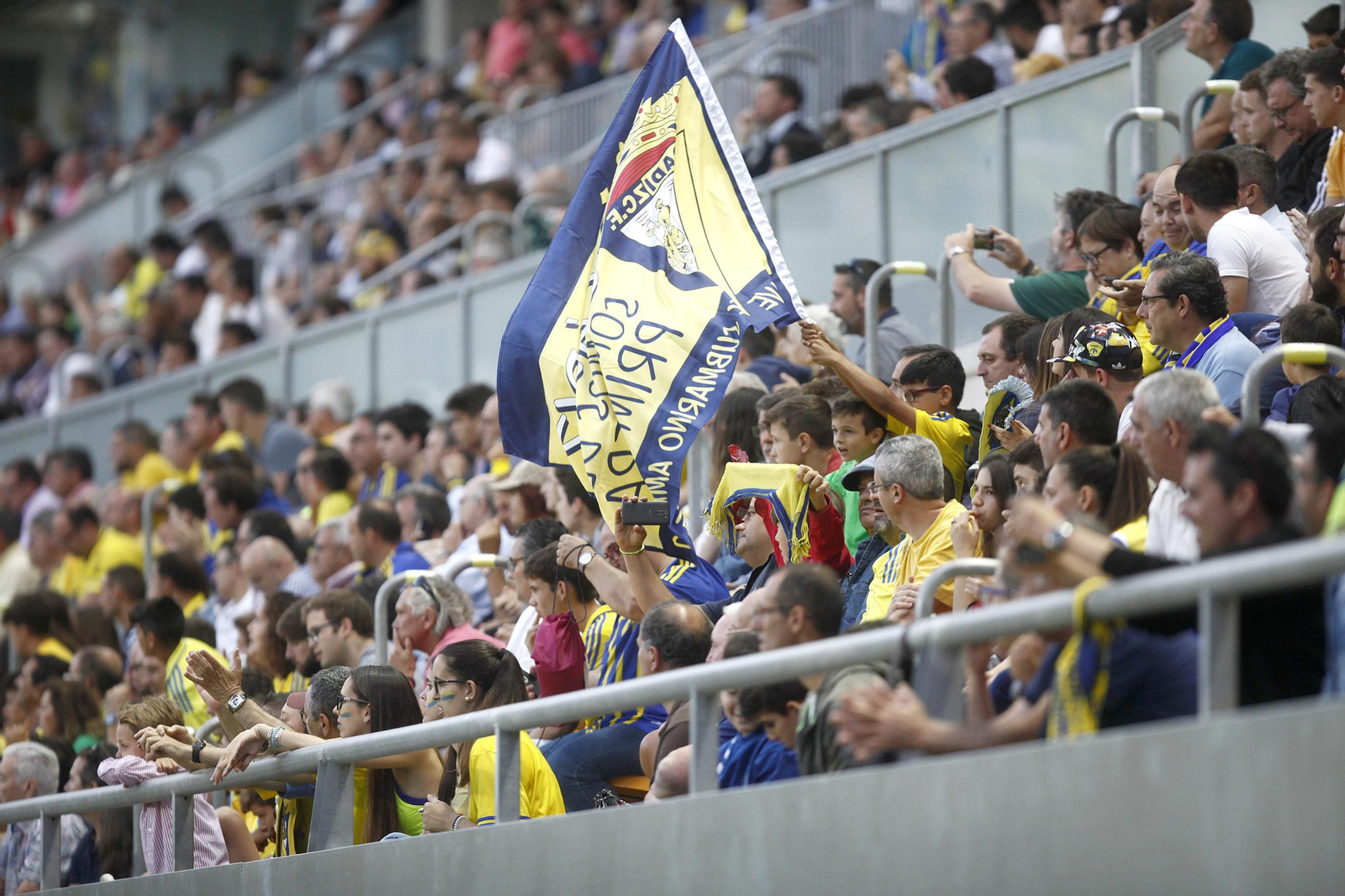 Las imágenes del Cádiz-Elche