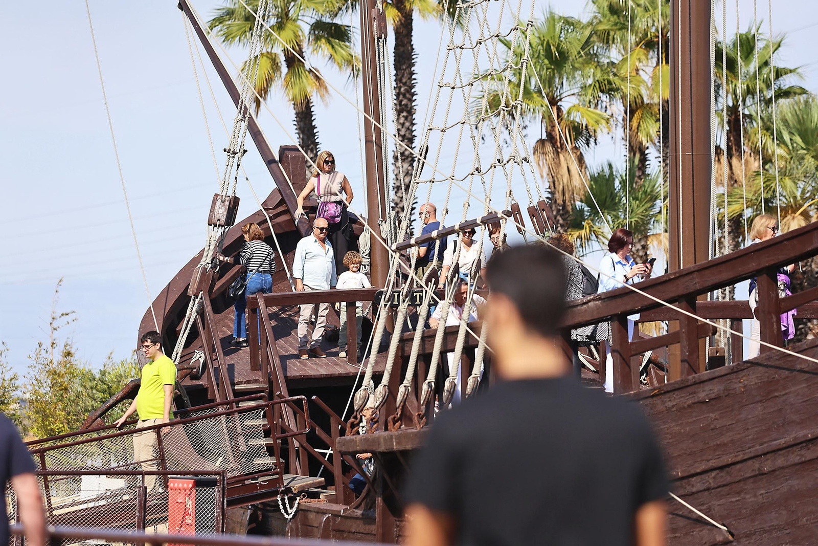 Imágenes de las Jornadas de puertas abiertas en el Muelle de las Carabelas