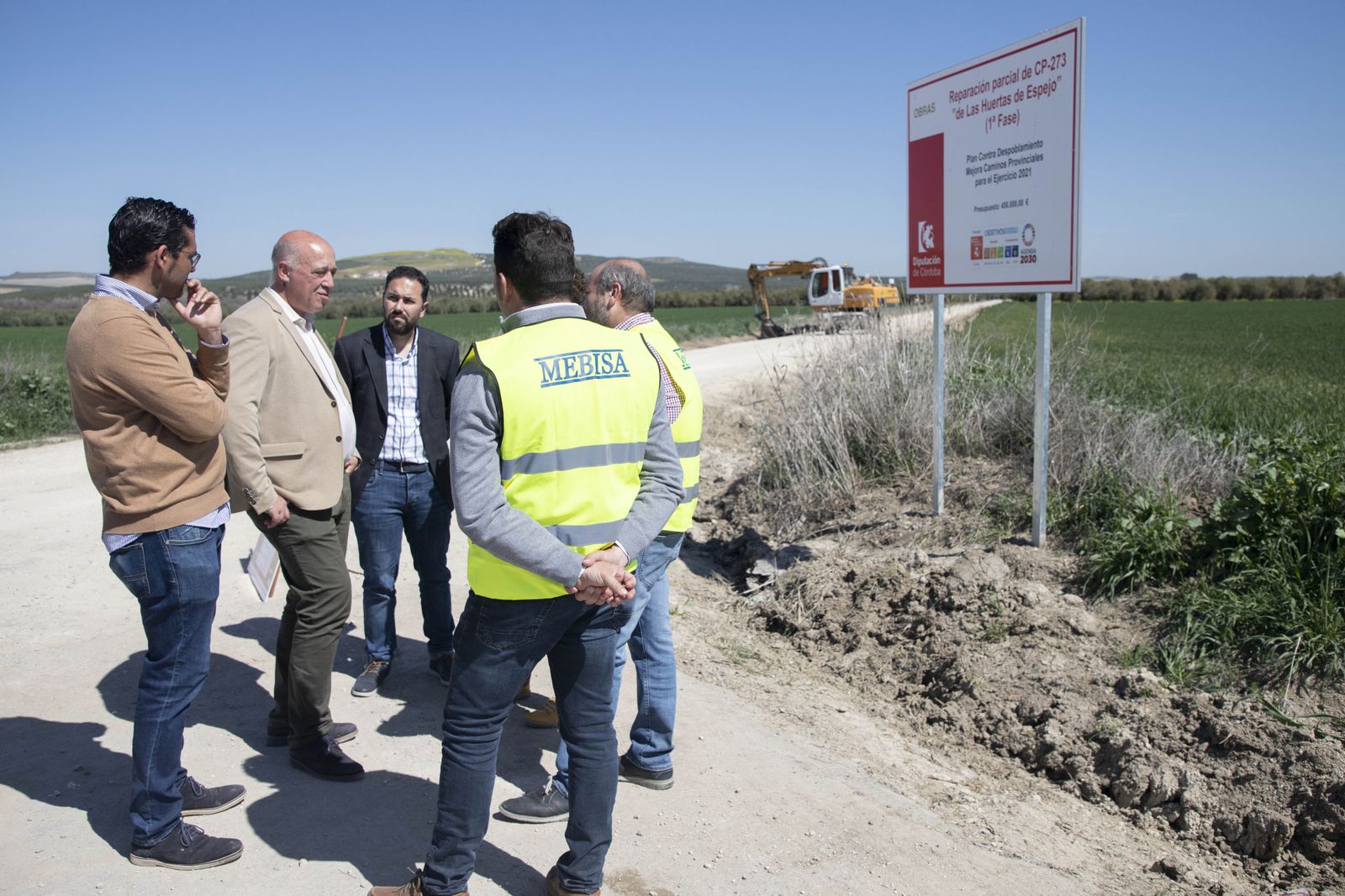 Visita a las obras del camino.