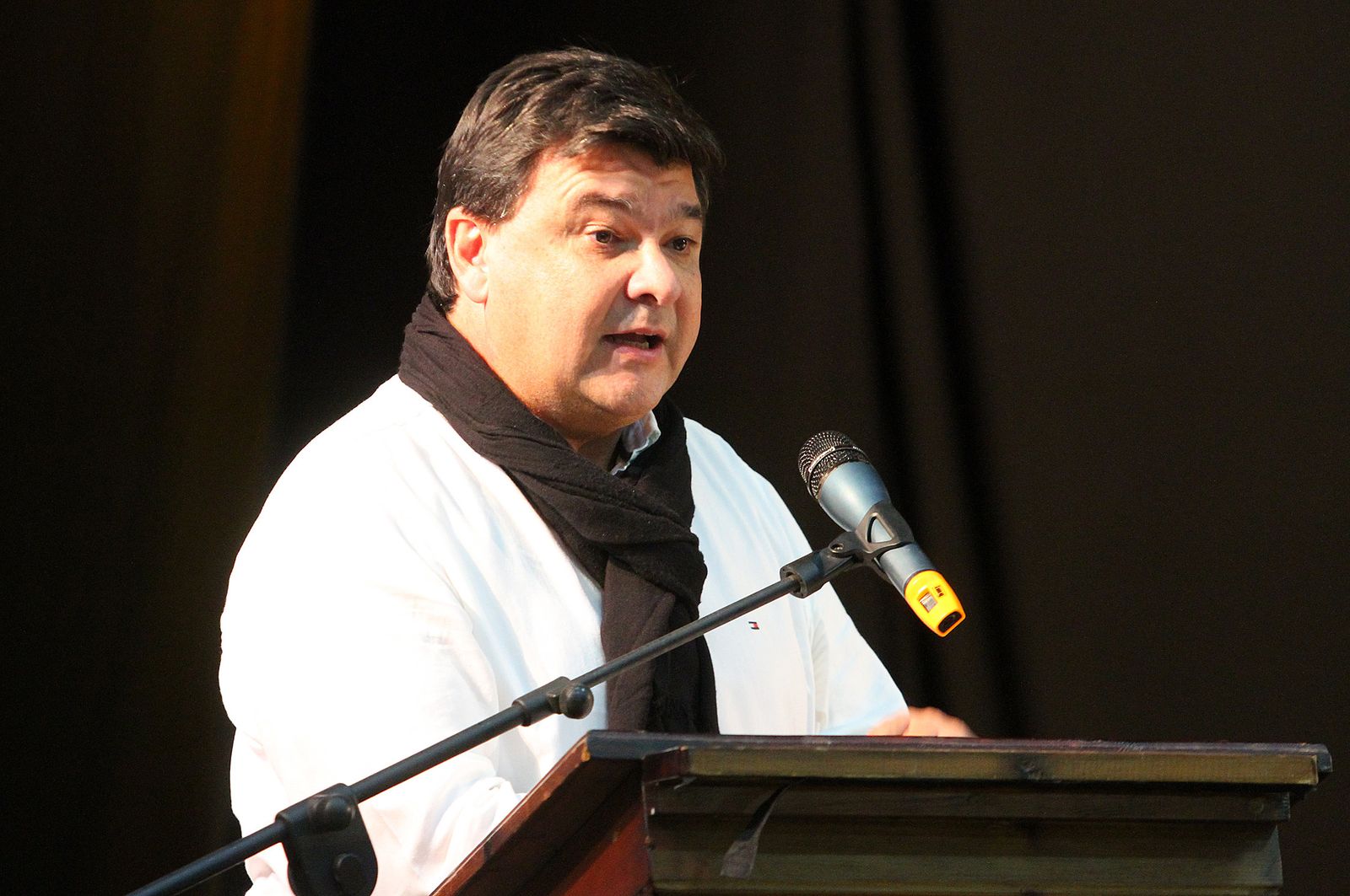 Imágenes de la entrega a Francisco Regueira del Premio Cine y Valores de Huelva Información