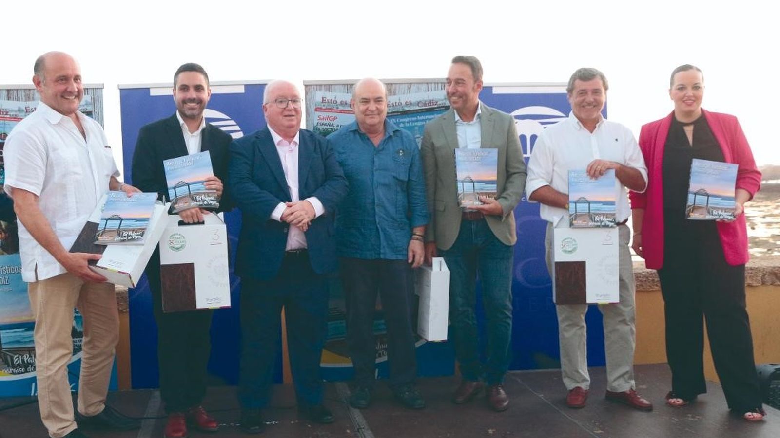 Juan José Ortiz, Antonio González, Carlos Medina, Miguel Pelayo García Borbolla, José Manuel Cossi, Alfonso Candón y Elena Medina.