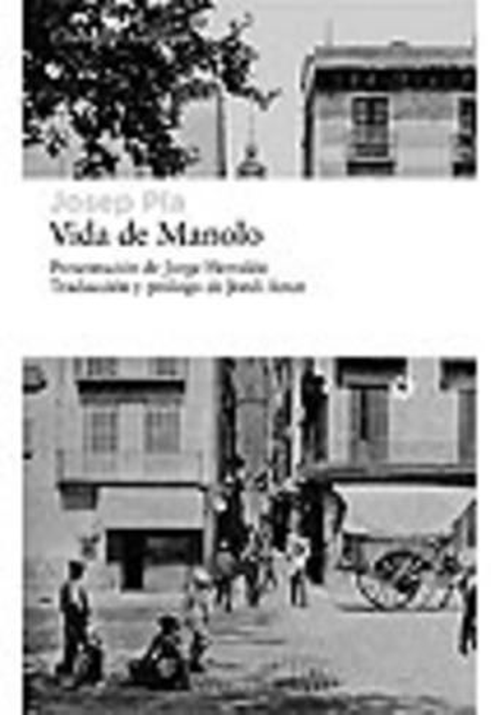 Josep Pla fotografiado delante de su masía.