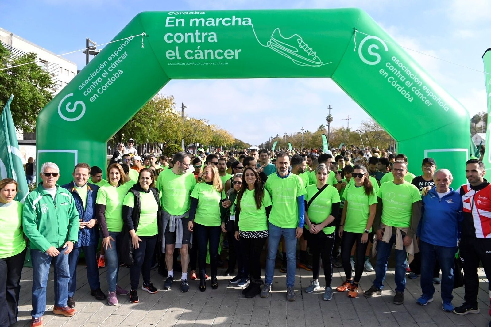 Las mejores imágenes de la Carrera por la Vida de la Asociación Española contra el Cáncer en Córdoba