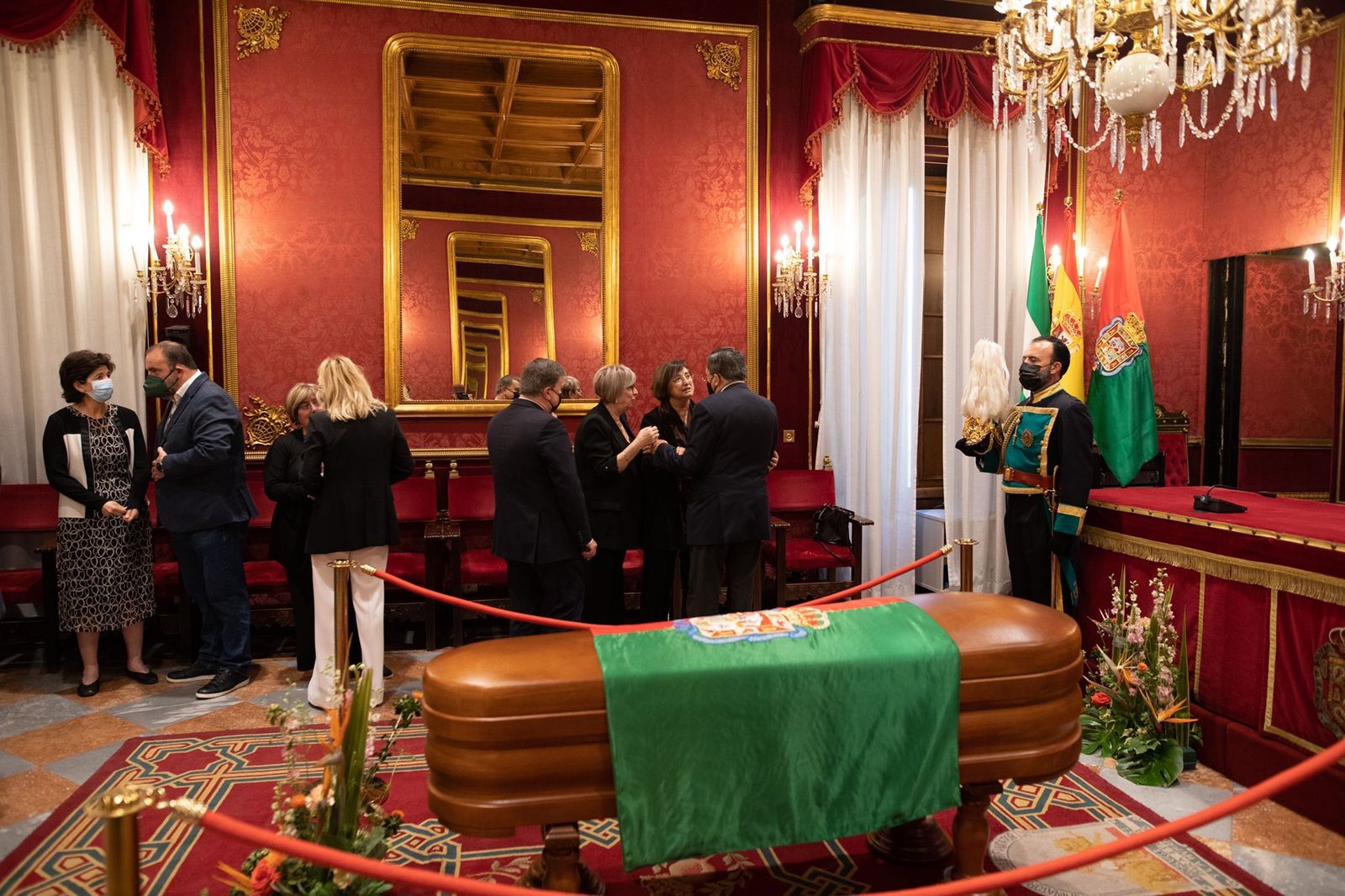 Capilla ardiente de José María Corpas, concejal del Ayuntamiento de Granada.