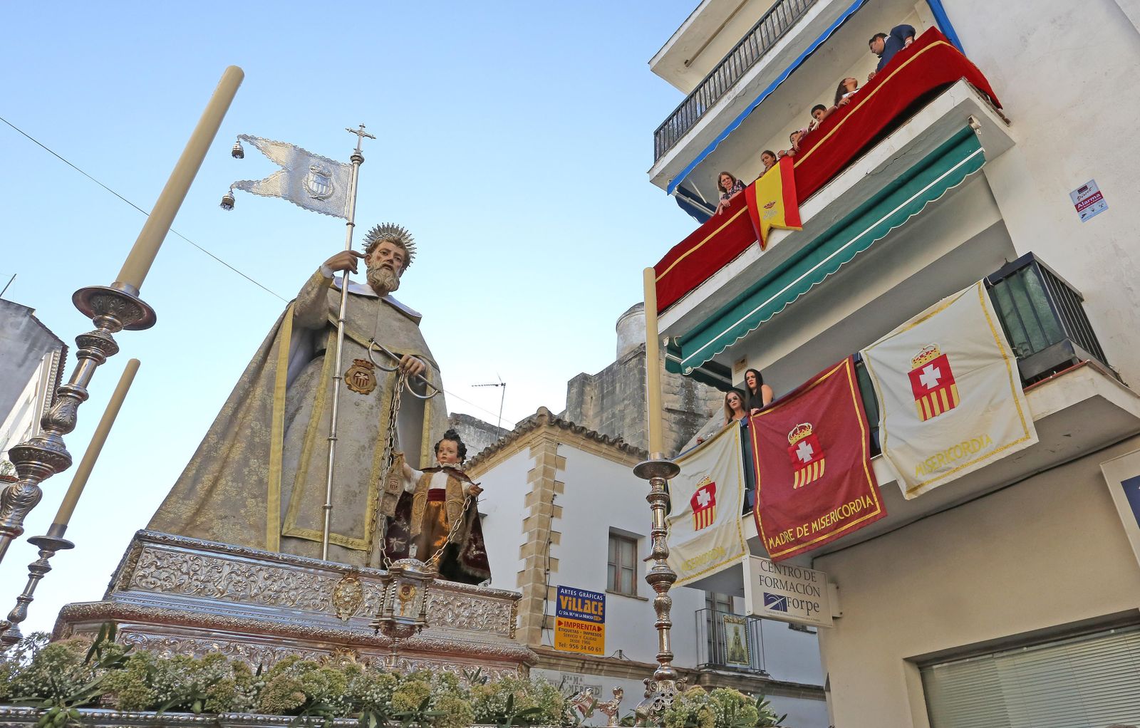 San Pedro Nolasco a su paso por la calle Merced.