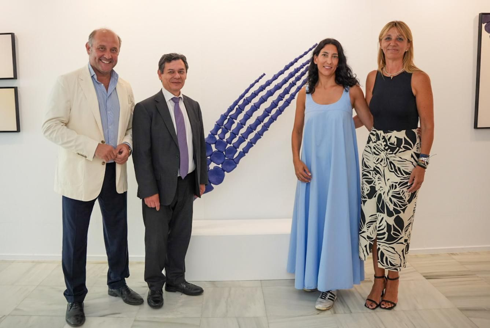 Una imagen de la presentación de la exposición de Valeria Real en la Sala Rivadavia de Cádiz.