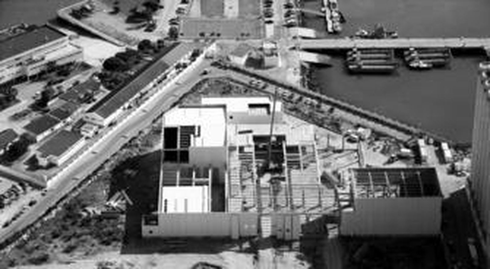 Estado en el que se encuentra la construcción de la nueva planta de Caladero en la Zona Franca.