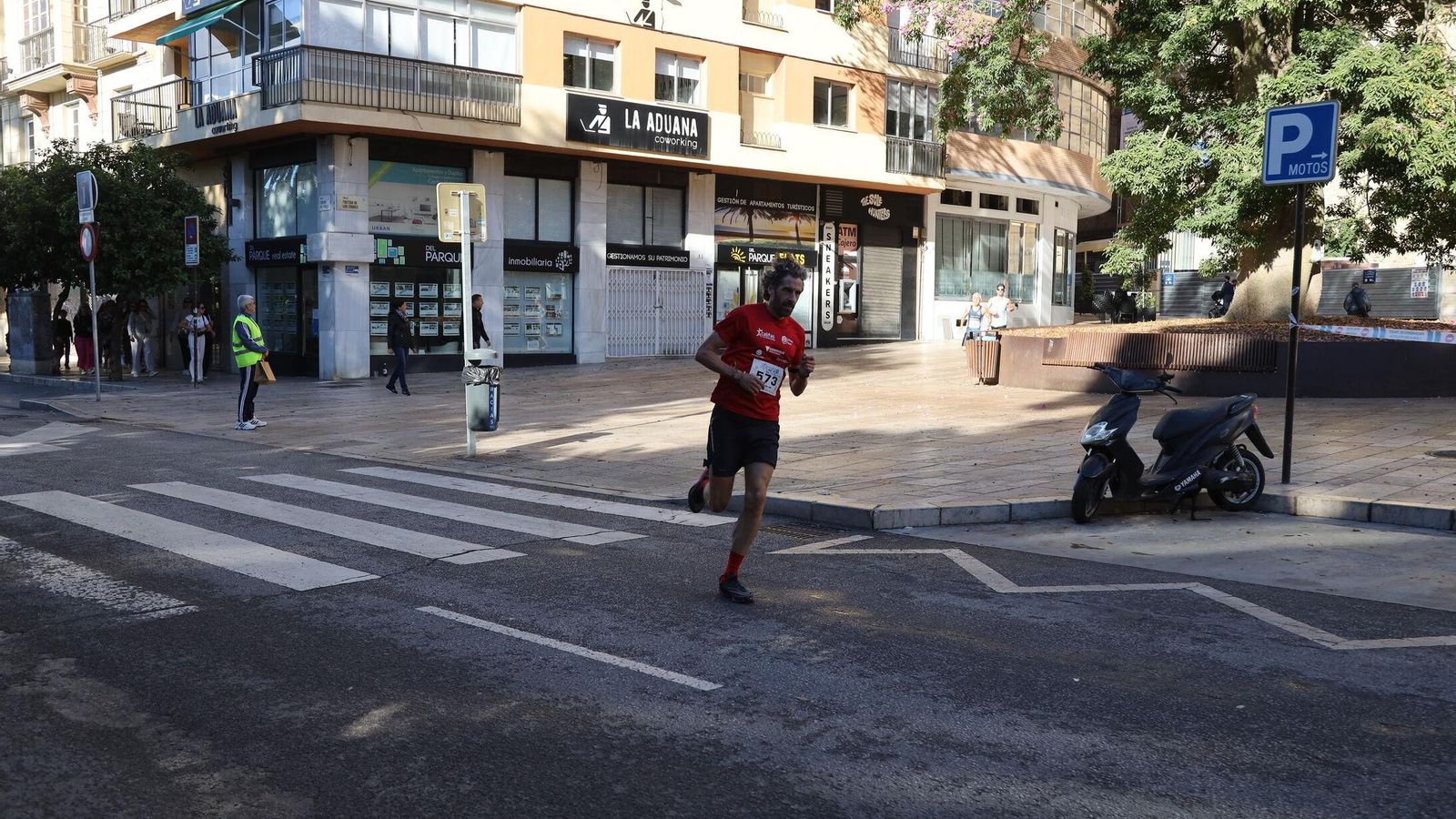 Búscate en las fotos de la Carrera de la Prensa en Málaga