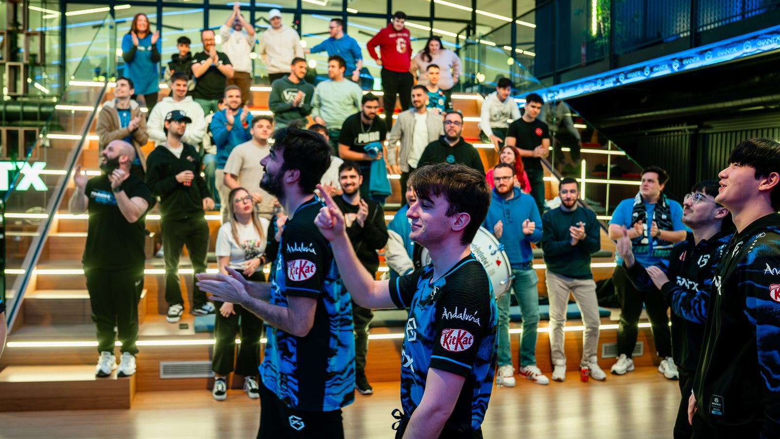 Jugadores y afición.