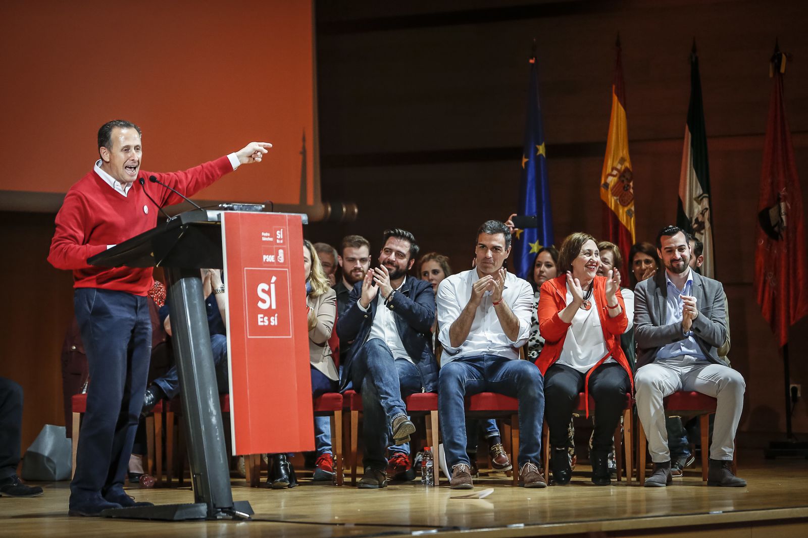 El mitin de Pedro Sánchez en Cádiz, en imágenes