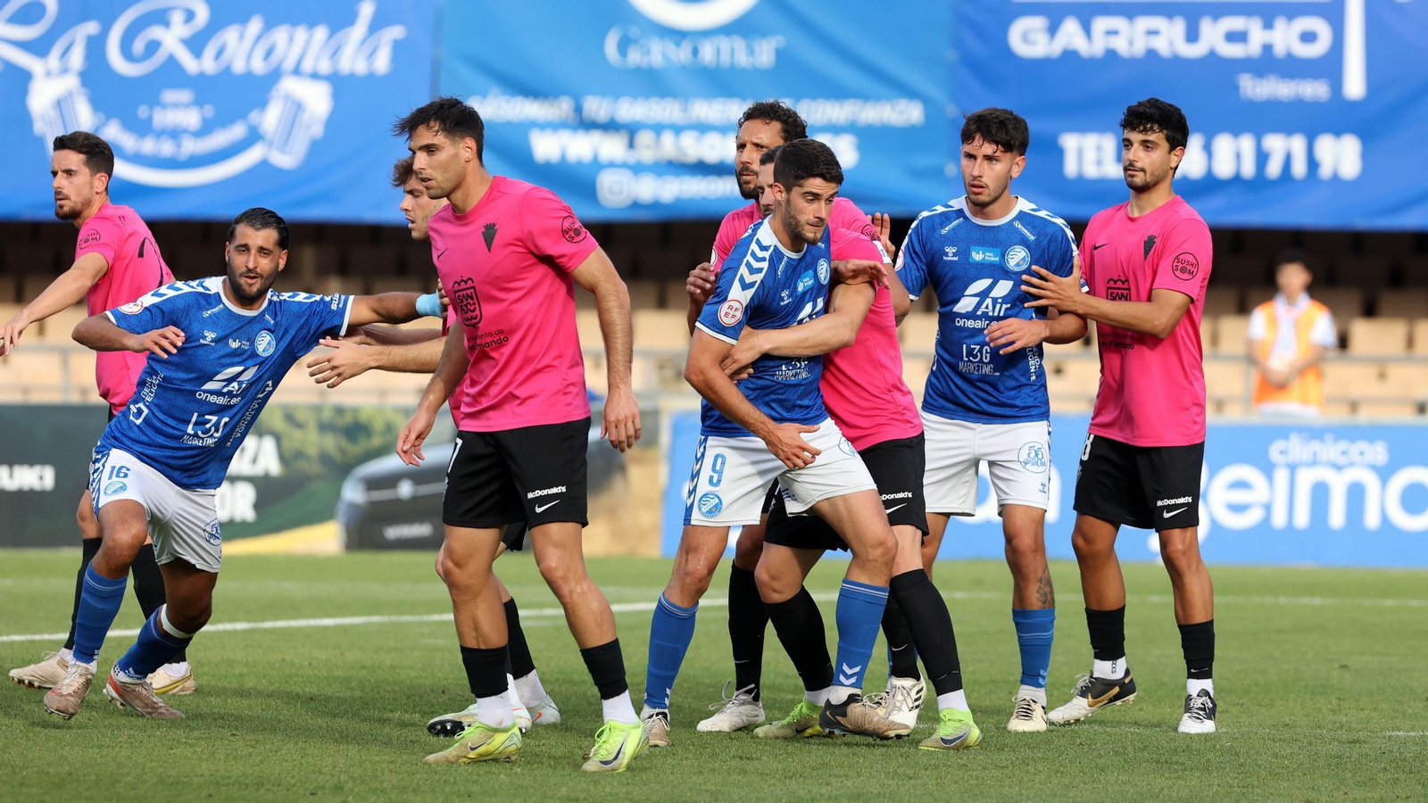 Imágenes del Xerez DFC contra San Fernando CD en Chapín