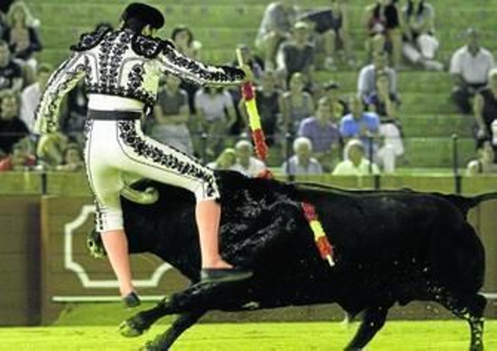 Luis Mariscal, herido muy grave