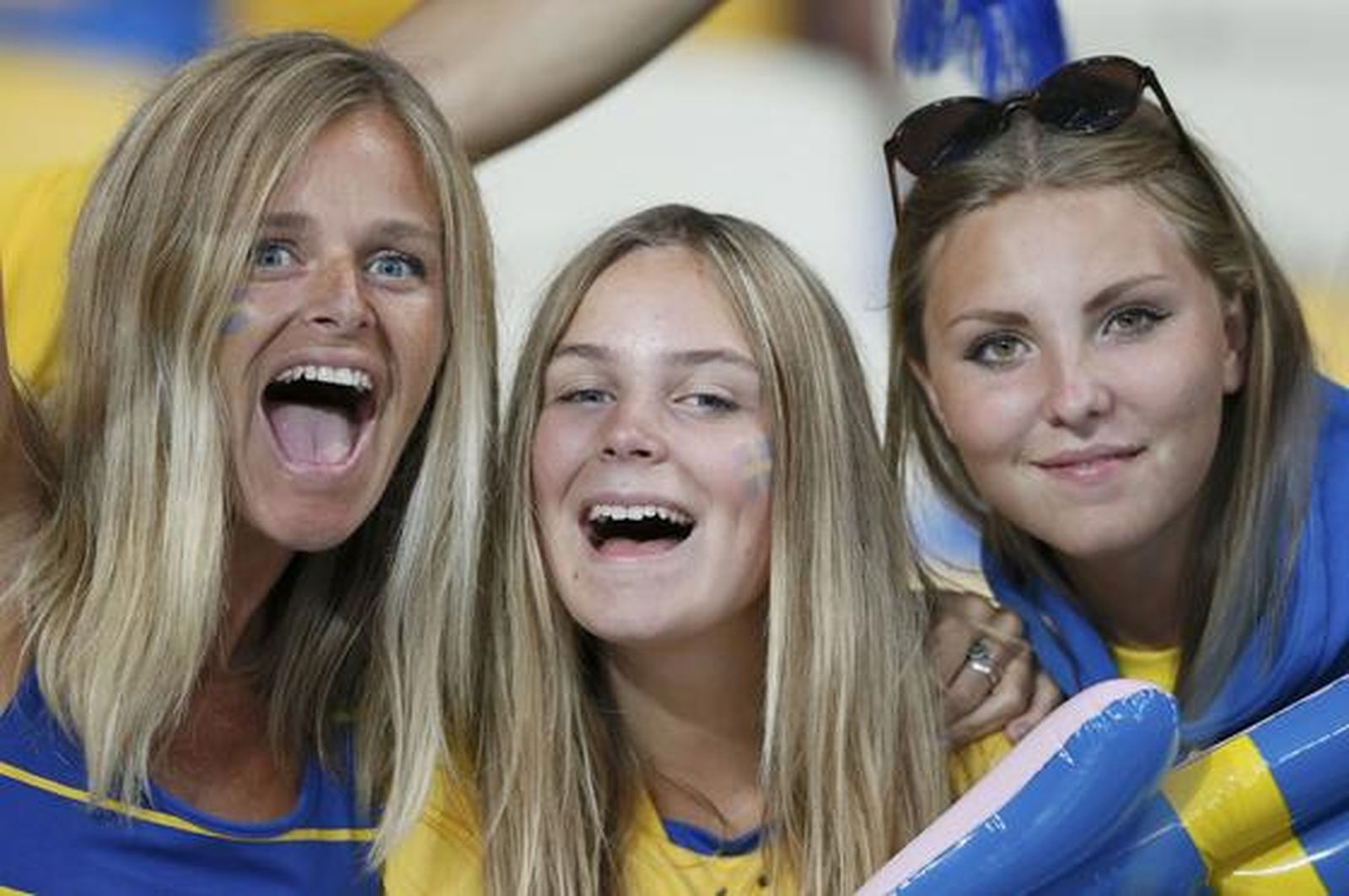 Inglaterra vence 'in extremis' en un partido loco y dejan a Suecia fuera de la Eurocopa.

Foto: Reuters