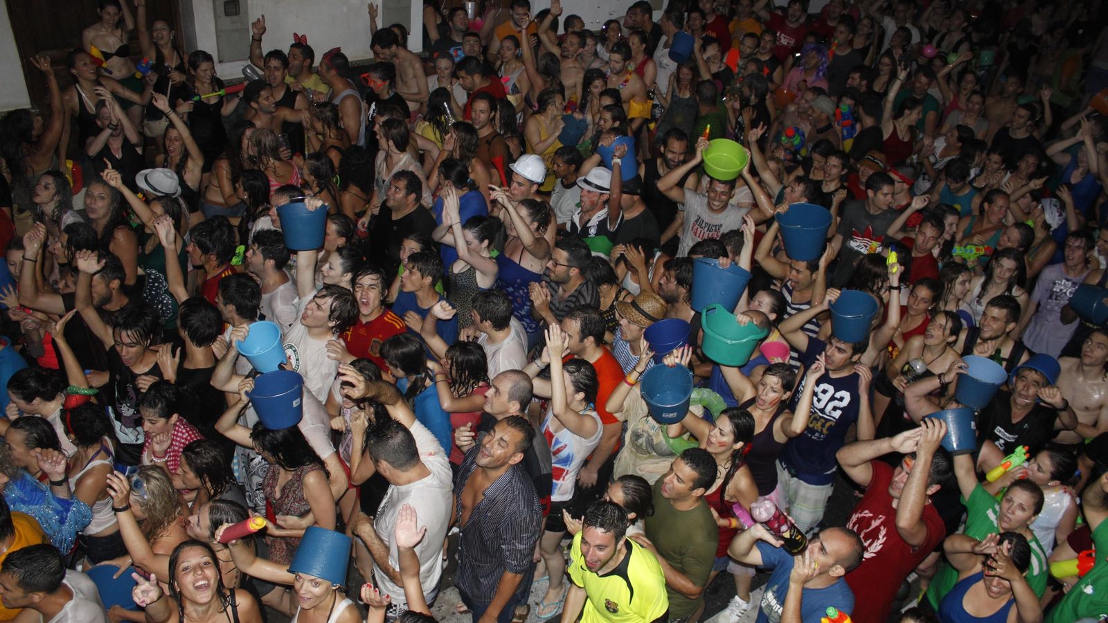 Fiesta del agua en Lanjarón