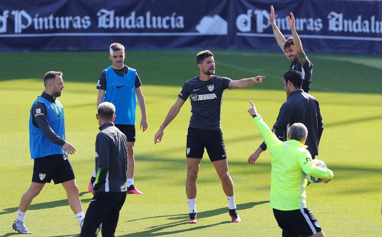 Fotos de alegría en el entrenamiento del Málaga